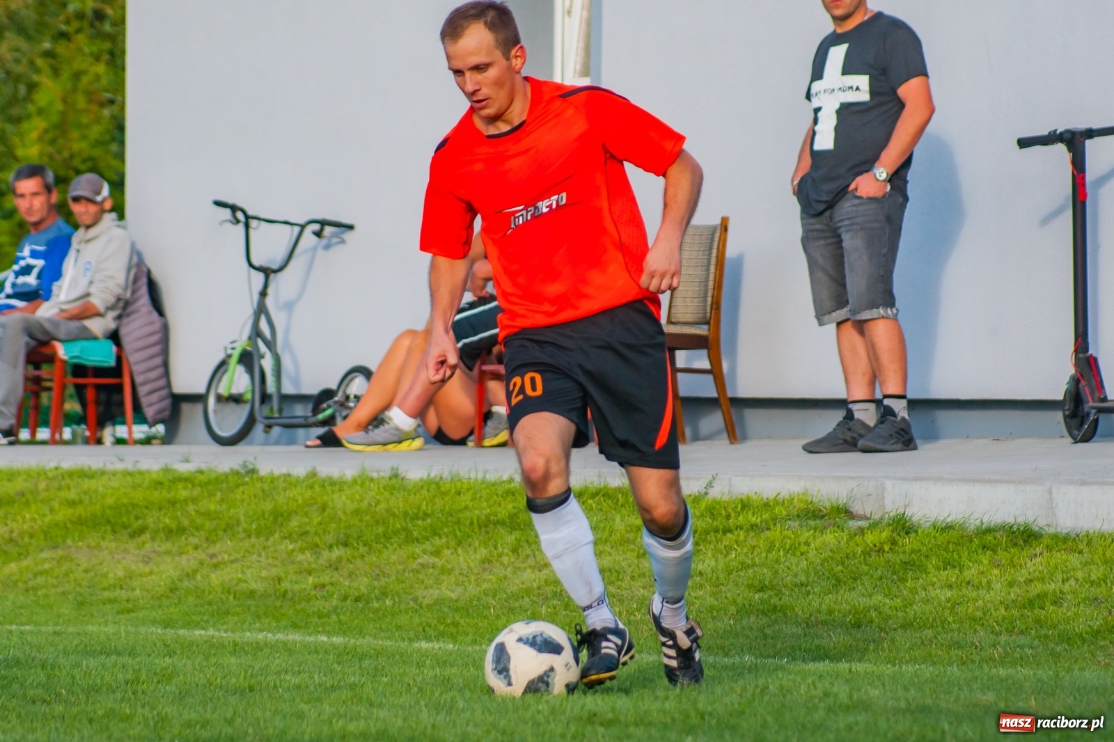 Zdjęcie w galerii na portalu naszraciborz.pl: Jak Feniks z popiołów. Chałupki pokonały Rudy [FOTO i WIDEO] wiadomości z regionu