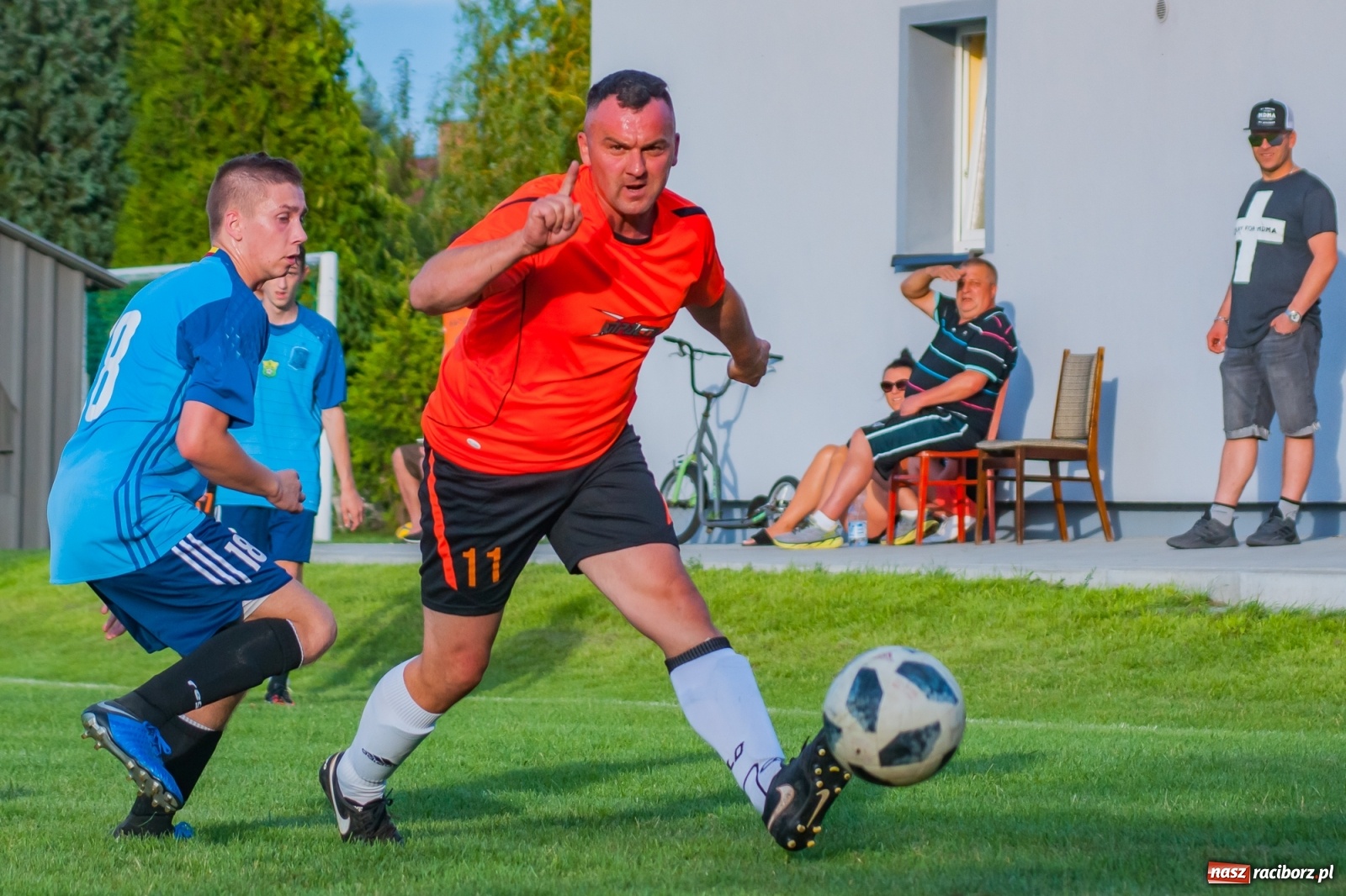 Zdjęcie w galerii na portalu naszraciborz.pl: Jak Feniks z popiołów. Chałupki pokonały Rudy [FOTO i WIDEO] wiadomości z regionu