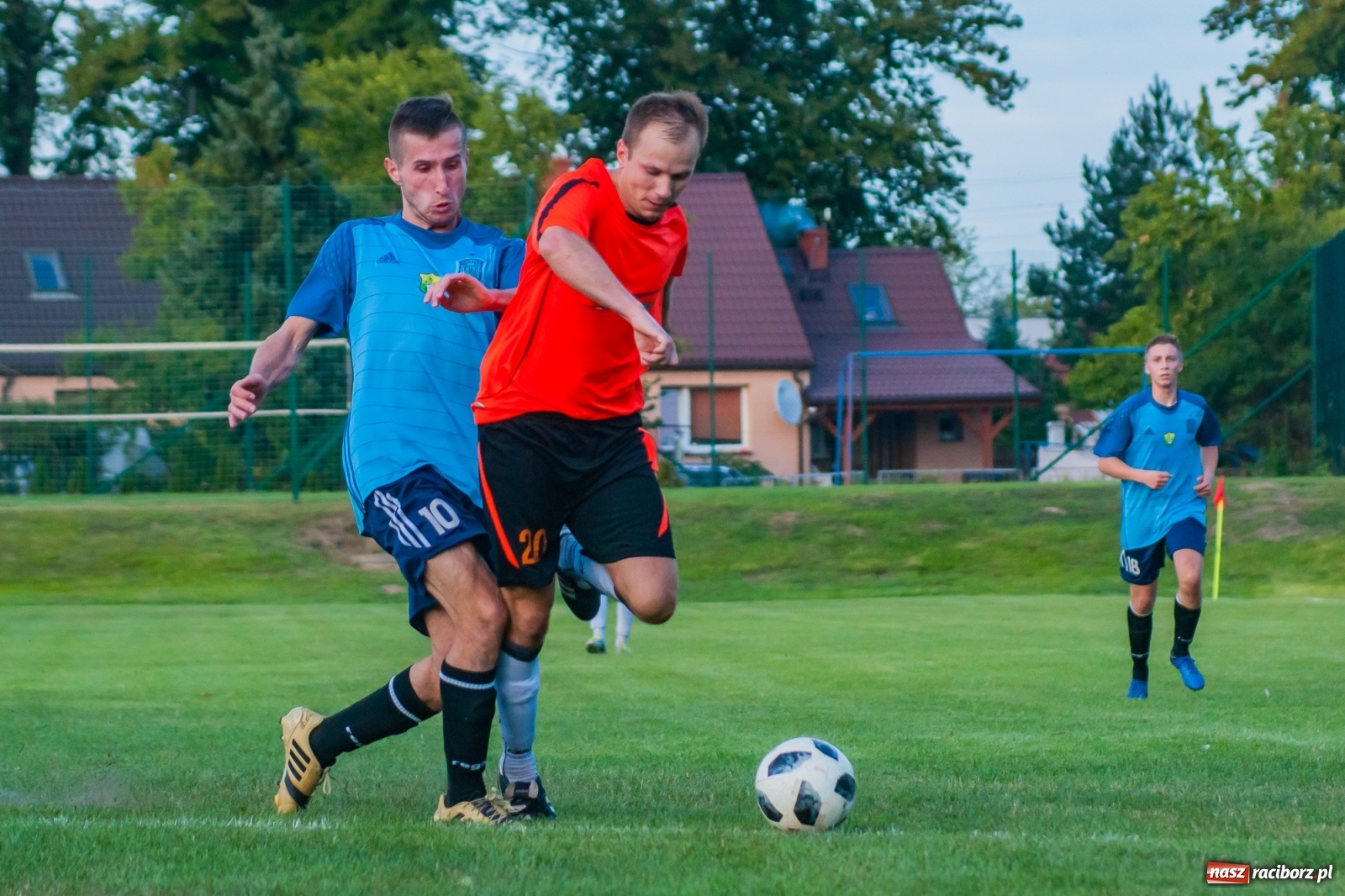 Zdjęcie w galerii na portalu naszraciborz.pl: Jak Feniks z popiołów. Chałupki pokonały Rudy [FOTO i WIDEO] wiadomości z regionu