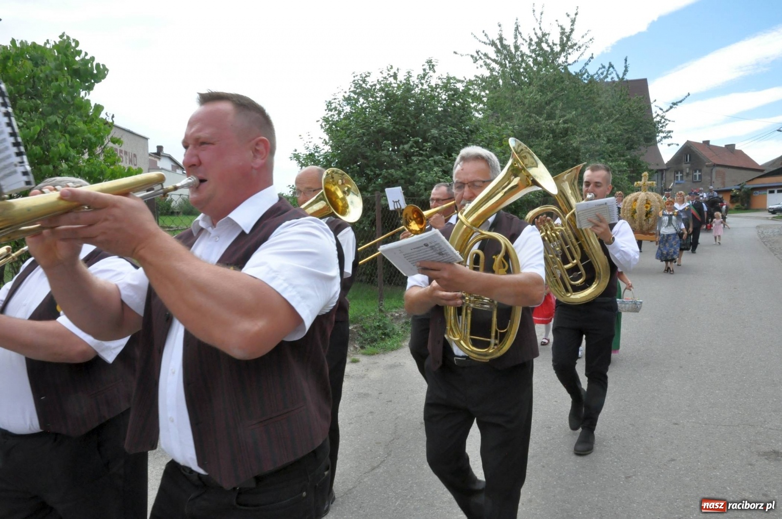 Zdjęcie w galerii na portalu naszraciborz.pl: A w Żerdzinach dzisiaj święto plonów [FOTO i WIDEO] wiadomości z regionu