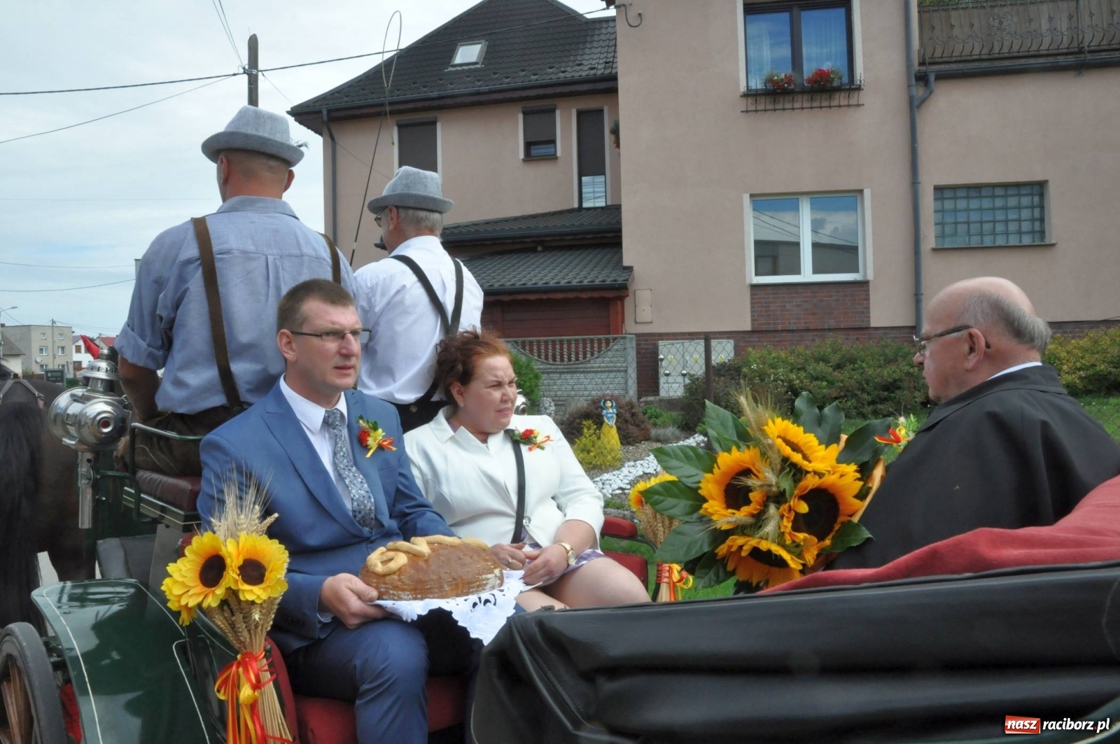 Zdjęcie w galerii na portalu naszraciborz.pl: A w Żerdzinach dzisiaj święto plonów [FOTO i WIDEO] wiadomości z regionu