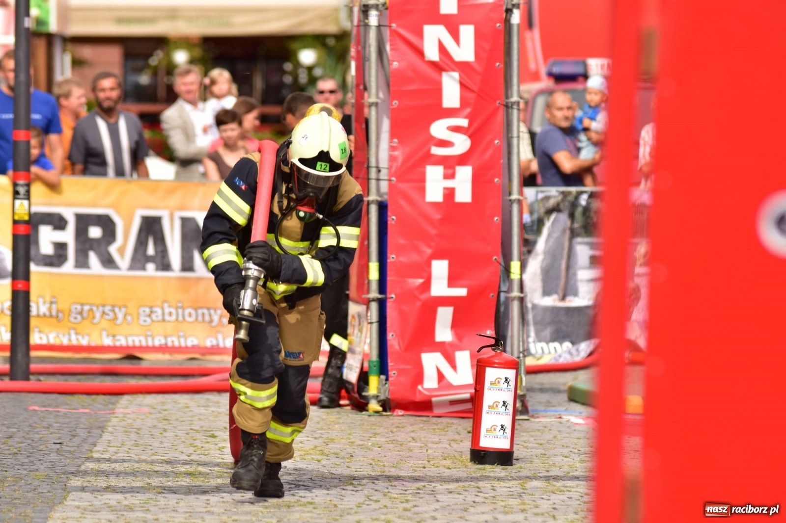 Zdjęcie w galerii na portalu naszraciborz.pl: Jest w straży duża siła! Firefighter Combat Challenge Racibórz 2019 [FOTO i LIVE] wiadomości z regionu