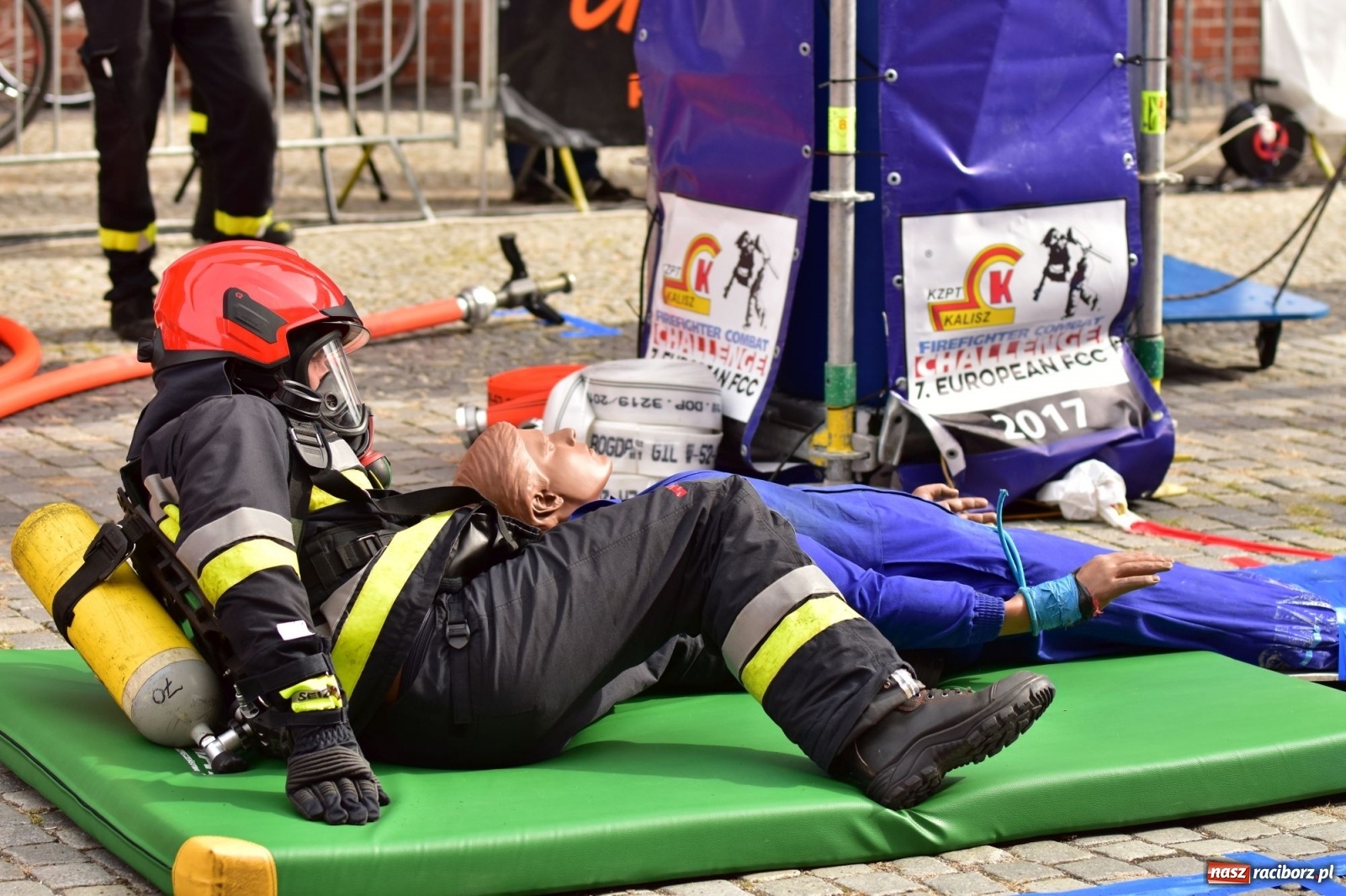 Zdjęcie w galerii na portalu naszraciborz.pl: Jest w straży duża siła! Firefighter Combat Challenge Racibórz 2019 [FOTO i LIVE] wiadomości z regionu