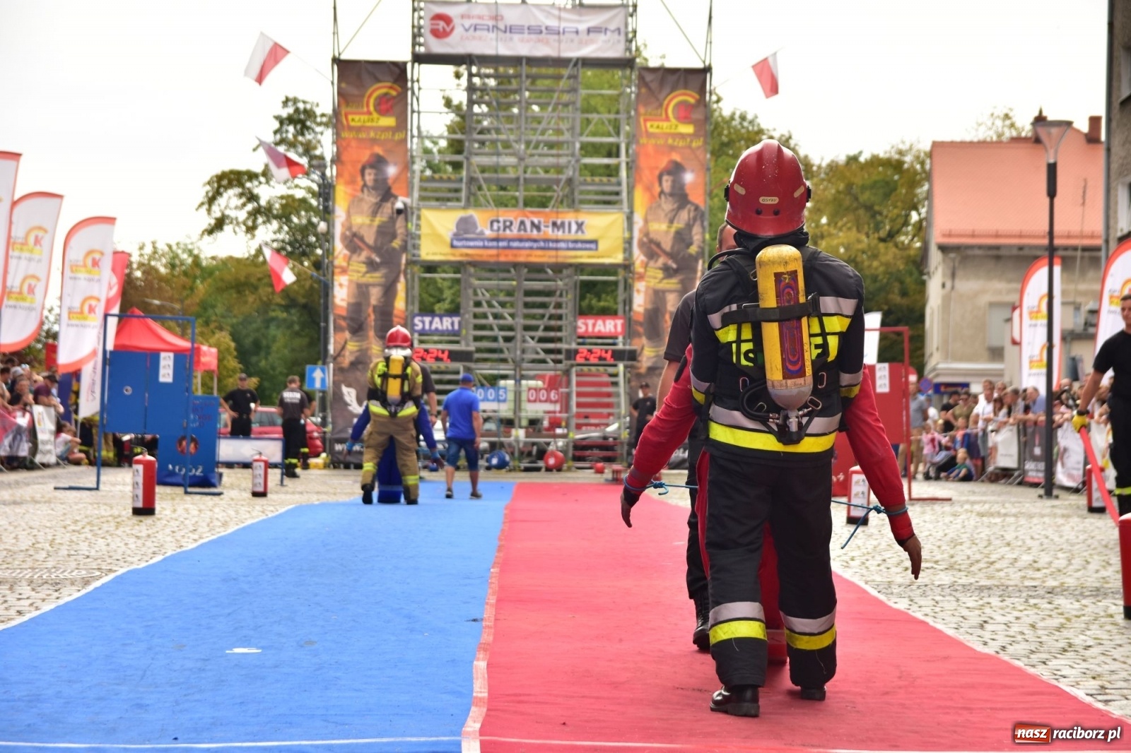 Zdjęcie w galerii na portalu naszraciborz.pl: Jest w straży duża siła! Firefighter Combat Challenge Racibórz 2019 [FOTO i LIVE] wiadomości z regionu