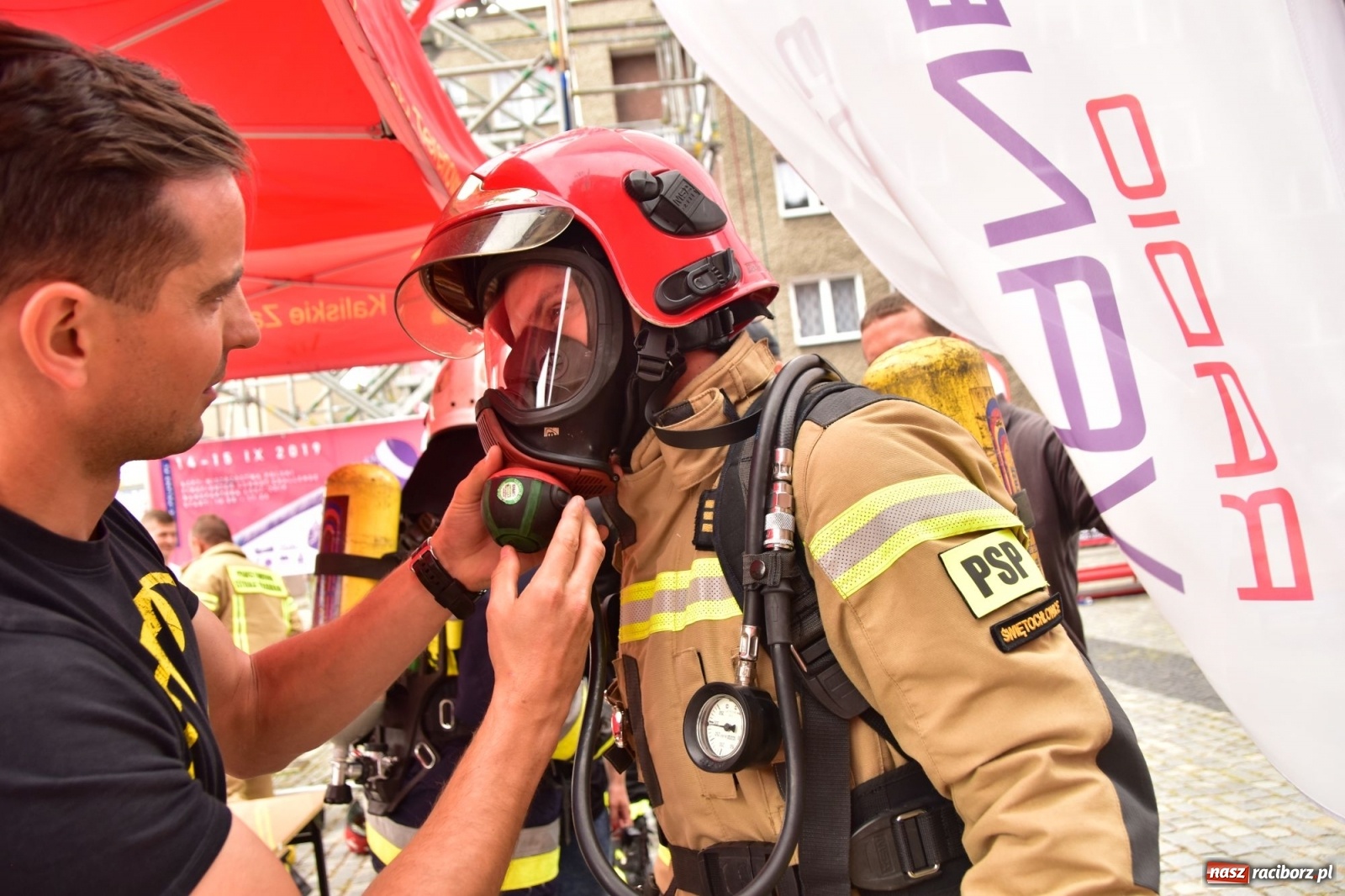 Zdjęcie w galerii na portalu naszraciborz.pl: Jest w straży duża siła! Firefighter Combat Challenge Racibórz 2019 [FOTO i LIVE] wiadomości z regionu