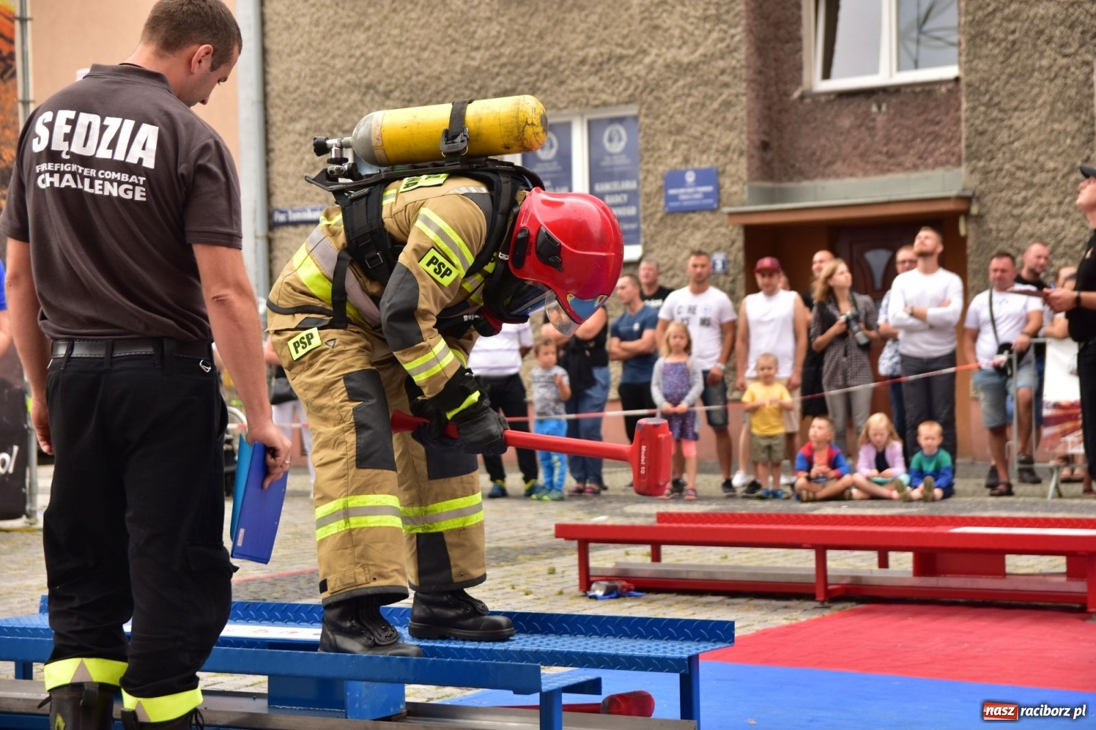 Zdjęcie w galerii na portalu naszraciborz.pl: Jest w straży duża siła! Firefighter Combat Challenge Racibórz 2019 [FOTO i LIVE] wiadomości z regionu