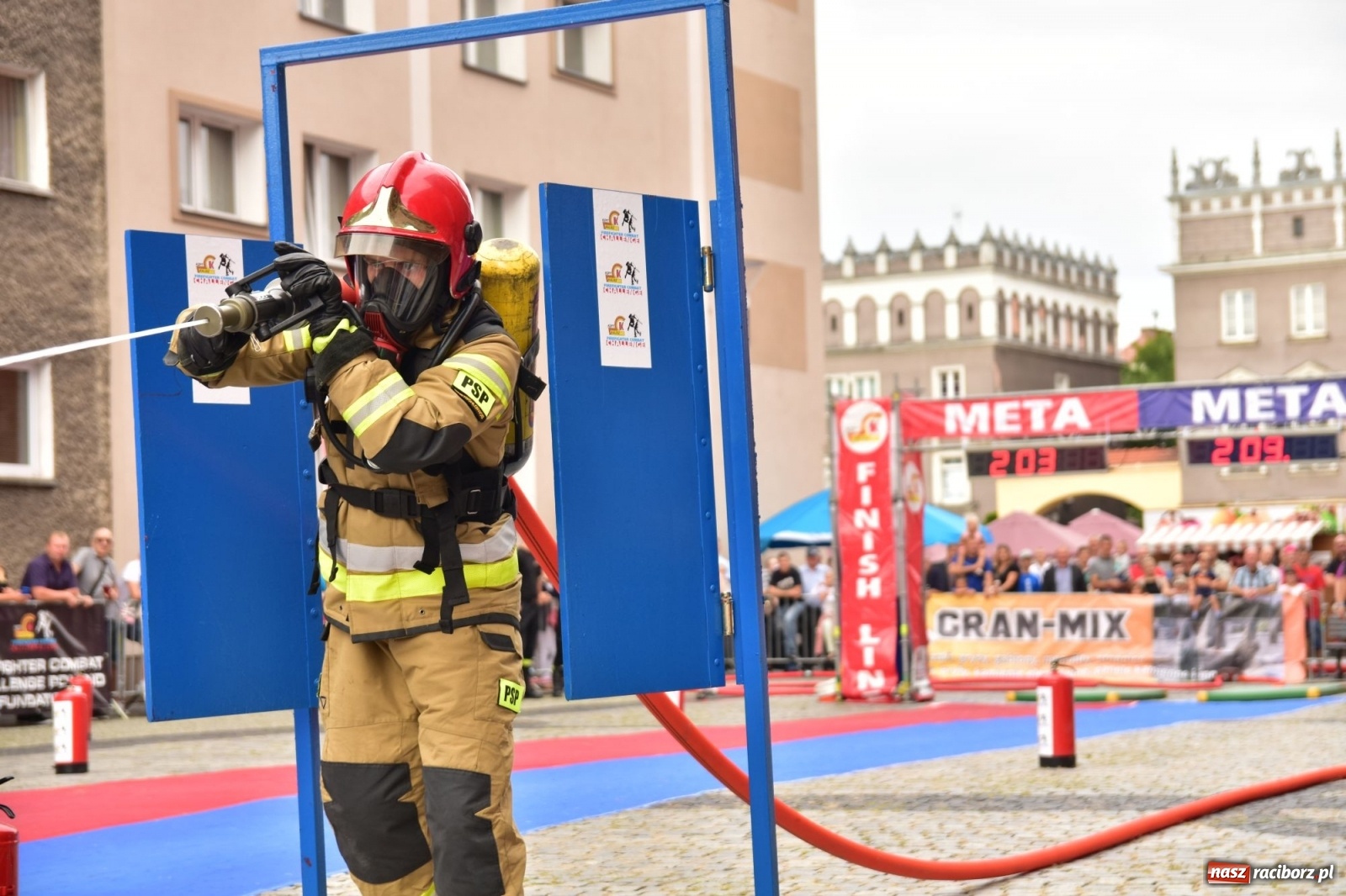 Zdjęcie w galerii na portalu naszraciborz.pl: Jest w straży duża siła! Firefighter Combat Challenge Racibórz 2019 [FOTO i LIVE] wiadomości z regionu