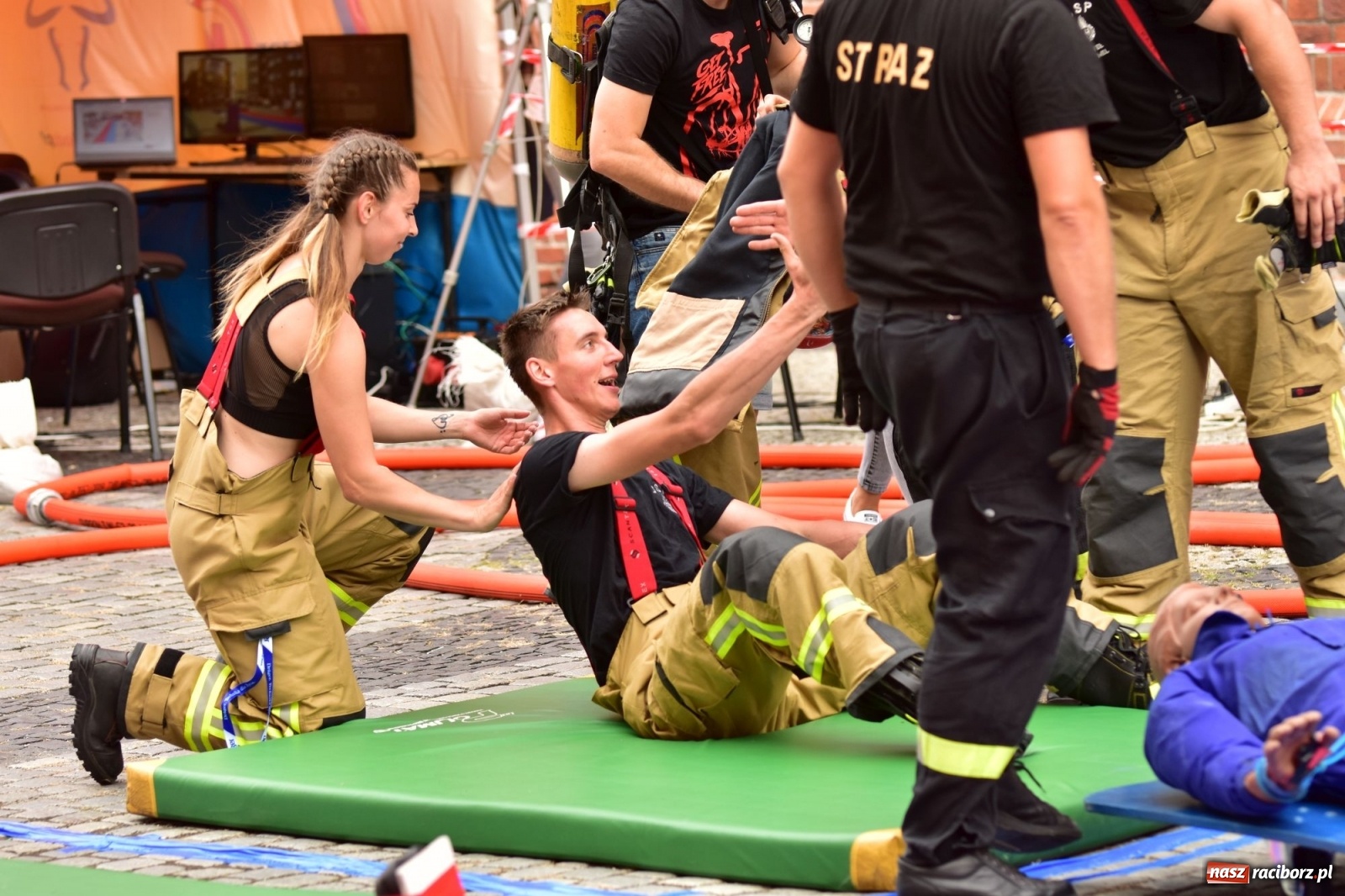 Zdjęcie w galerii na portalu naszraciborz.pl: Jest w straży duża siła! Firefighter Combat Challenge Racibórz 2019 [FOTO i LIVE] wiadomości z regionu