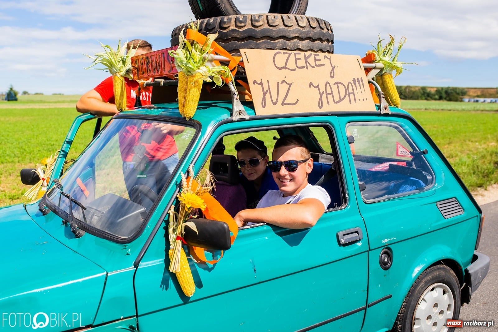 Zdjęcie w galerii na portalu naszraciborz.pl: Kolorowy korowód dożynkowy w Makowie [FOTO i WIDEO] wiadomości z regionu