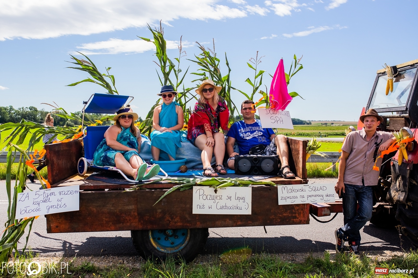 Zdjęcie w galerii na portalu naszraciborz.pl: Kolorowy korowód dożynkowy w Makowie [FOTO i WIDEO] wiadomości z regionu