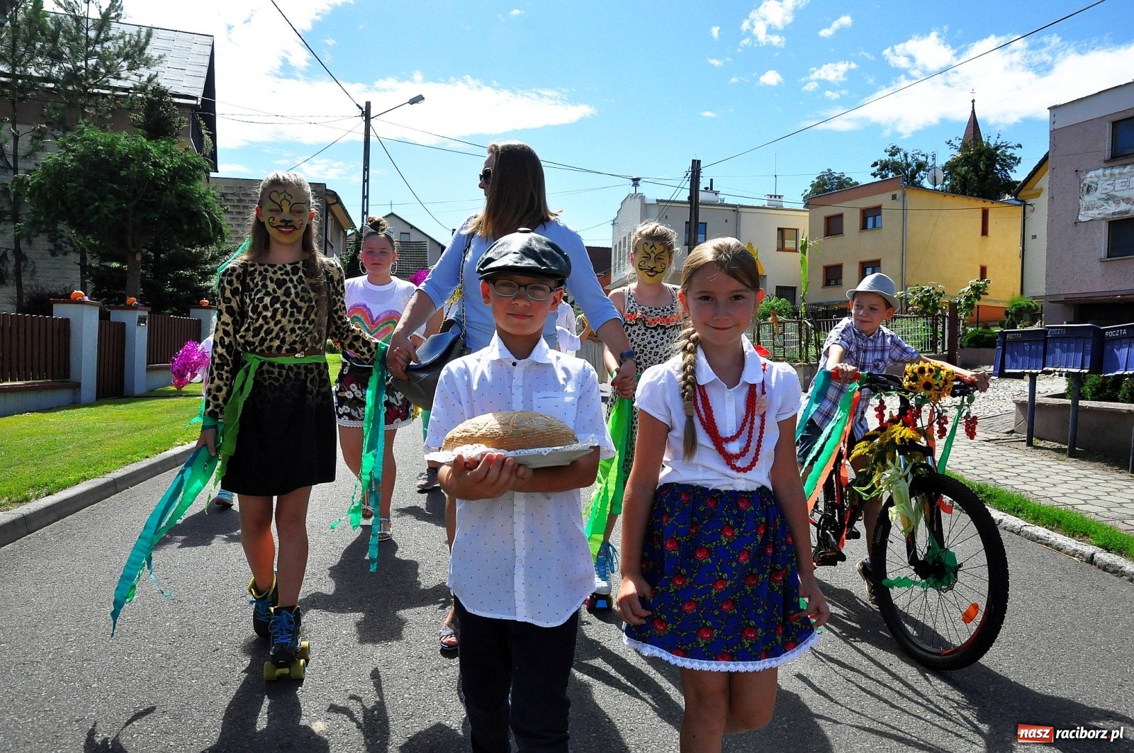Zdjęcie w galerii na portalu naszraciborz.pl: Dożynki 2019. W Bolesławiu jak na plaży [FOTO i WIDEO]  wiadomości z regionu