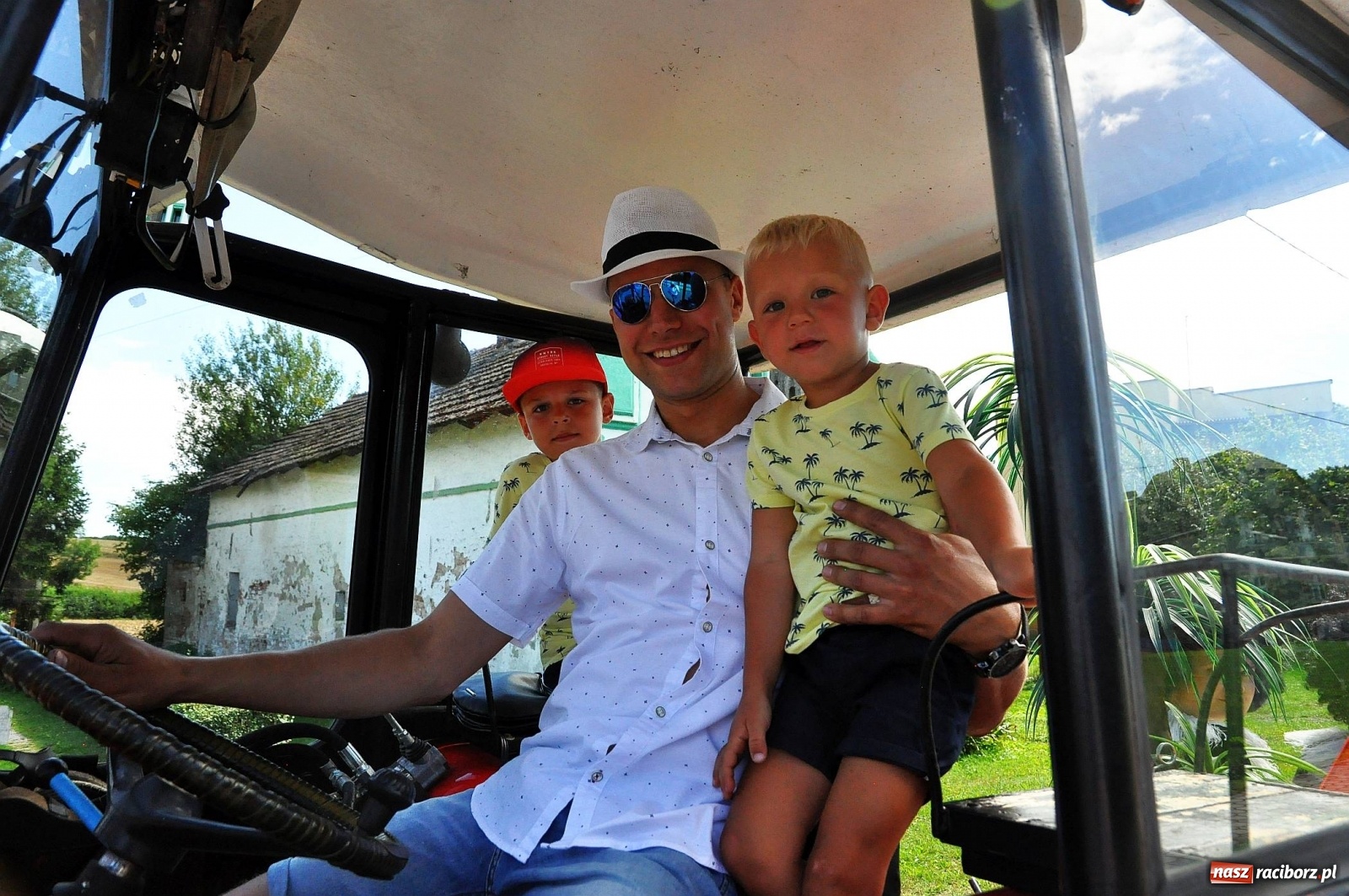 Zdjęcie w galerii na portalu naszraciborz.pl: Dożynki 2019. W Bolesławiu jak na plaży [FOTO i WIDEO]  wiadomości z regionu