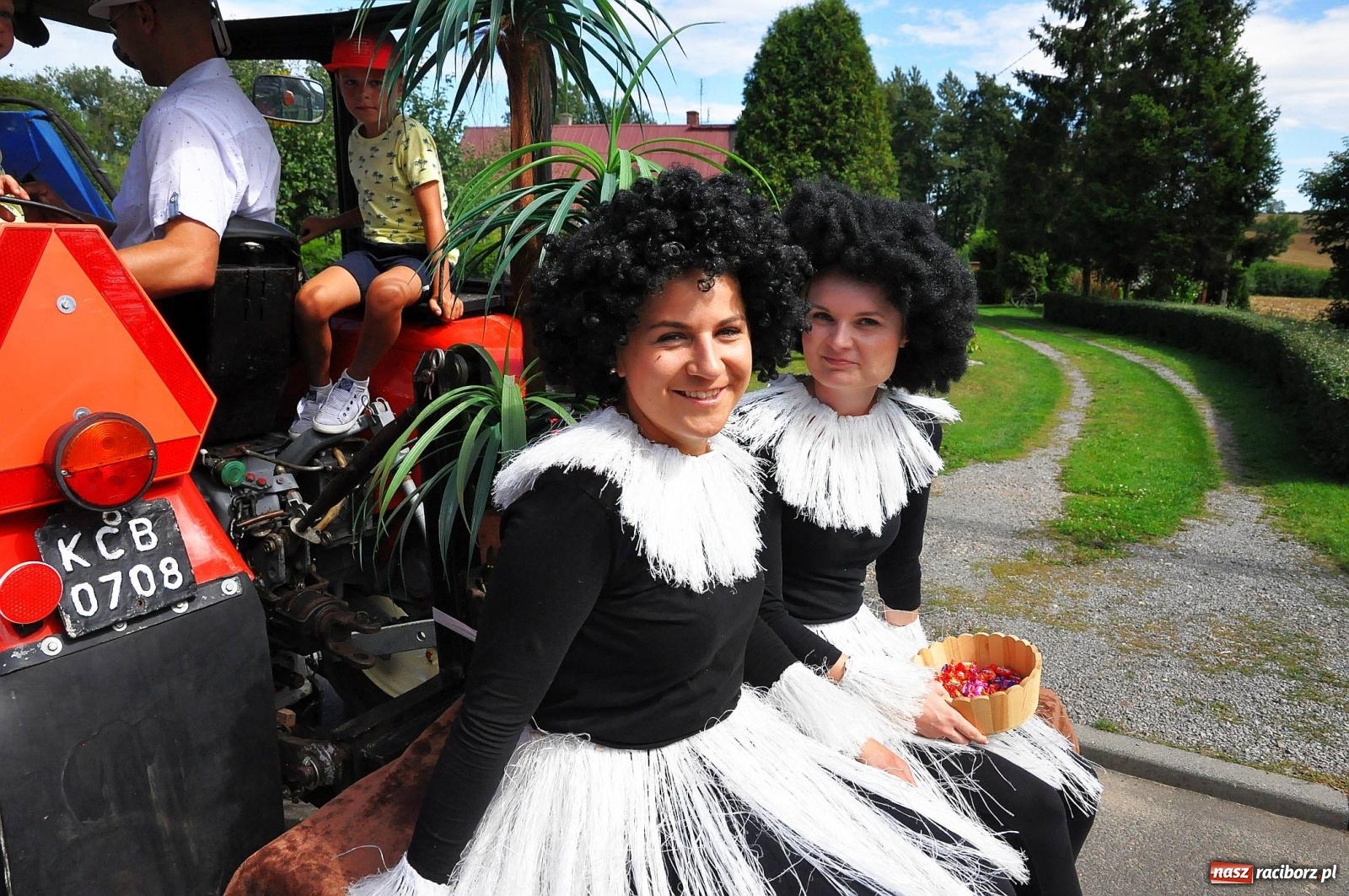 Zdjęcie w galerii na portalu naszraciborz.pl: Dożynki 2019. W Bolesławiu jak na plaży [FOTO i WIDEO]  wiadomości z regionu