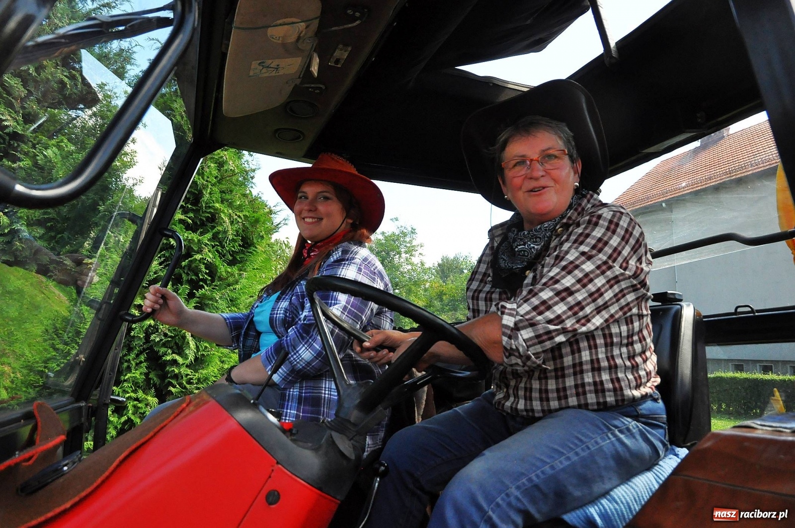 Zdjęcie w galerii na portalu naszraciborz.pl: Dożynki 2019. W Bolesławiu jak na plaży [FOTO i WIDEO]  wiadomości z regionu