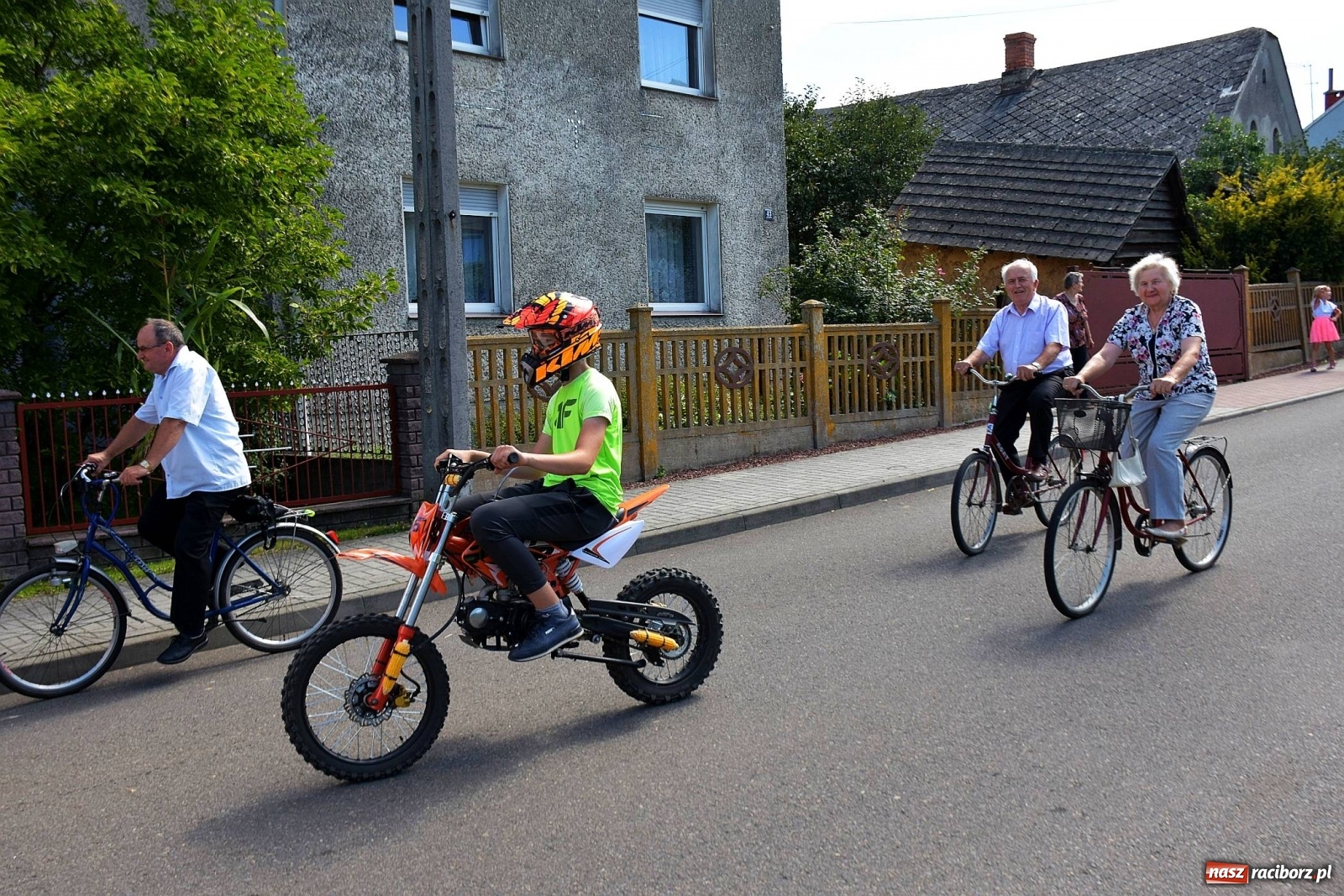 Zdjęcie w galerii na portalu naszraciborz.pl: Dożynki 2019. W Bolesławiu jak na plaży [FOTO i WIDEO]  wiadomości z regionu