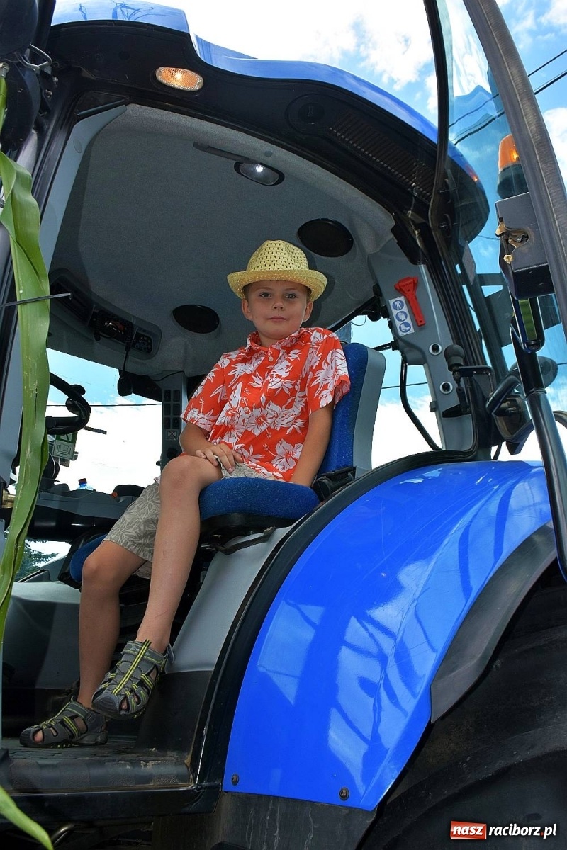 Zdjęcie w galerii na portalu naszraciborz.pl: Dożynki 2019. W Bolesławiu jak na plaży [FOTO i WIDEO]  wiadomości z regionu