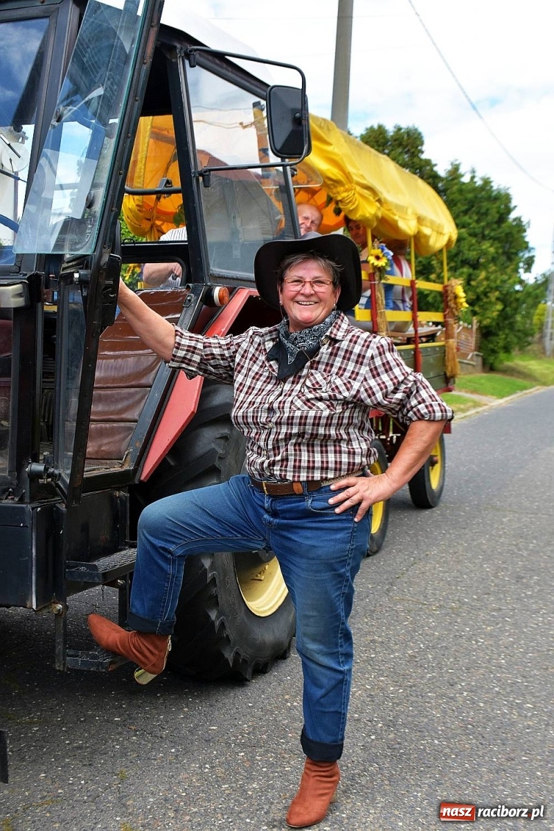 Zdjęcie w galerii na portalu naszraciborz.pl: Dożynki 2019. W Bolesławiu jak na plaży [FOTO i WIDEO]  wiadomości z regionu
