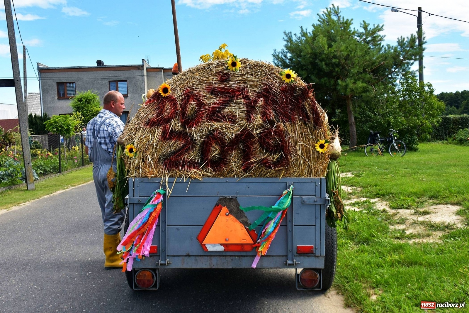 Zdjęcie w galerii na portalu naszraciborz.pl: Dożynki 2019. W Bolesławiu jak na plaży [FOTO i WIDEO]  wiadomości z regionu