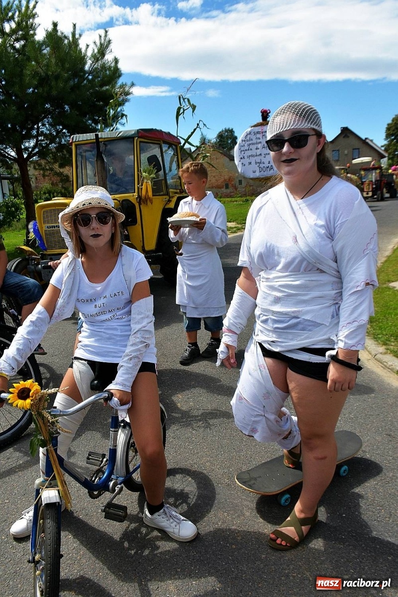 Zdjęcie w galerii na portalu naszraciborz.pl: Dożynki 2019. W Bolesławiu jak na plaży [FOTO i WIDEO]  wiadomości z regionu