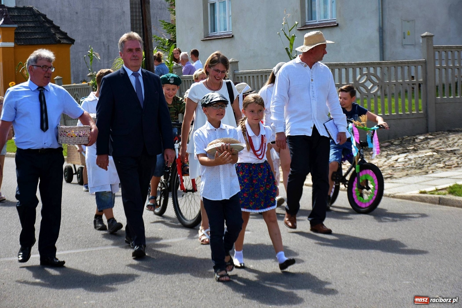 Zdjęcie w galerii na portalu naszraciborz.pl: Dożynki 2019. W Bolesławiu jak na plaży [FOTO i WIDEO]  wiadomości z regionu
