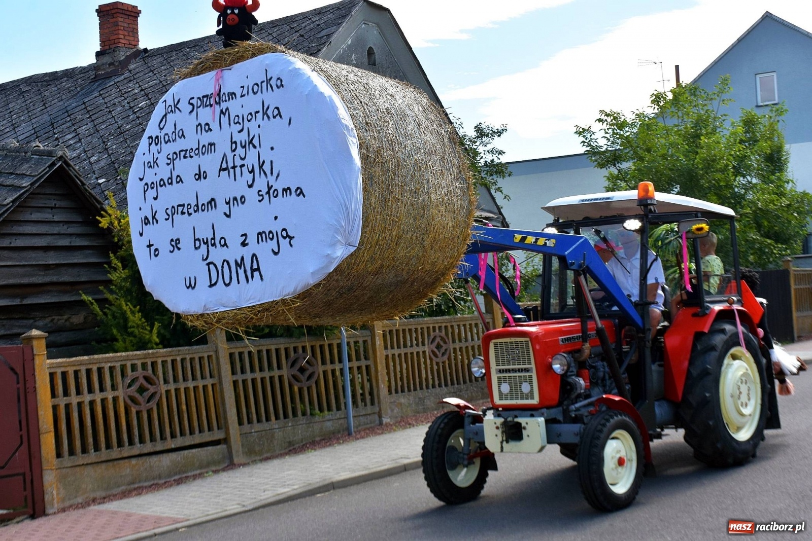 Zdjęcie w galerii na portalu naszraciborz.pl: Dożynki 2019. W Bolesławiu jak na plaży [FOTO i WIDEO]  wiadomości z regionu
