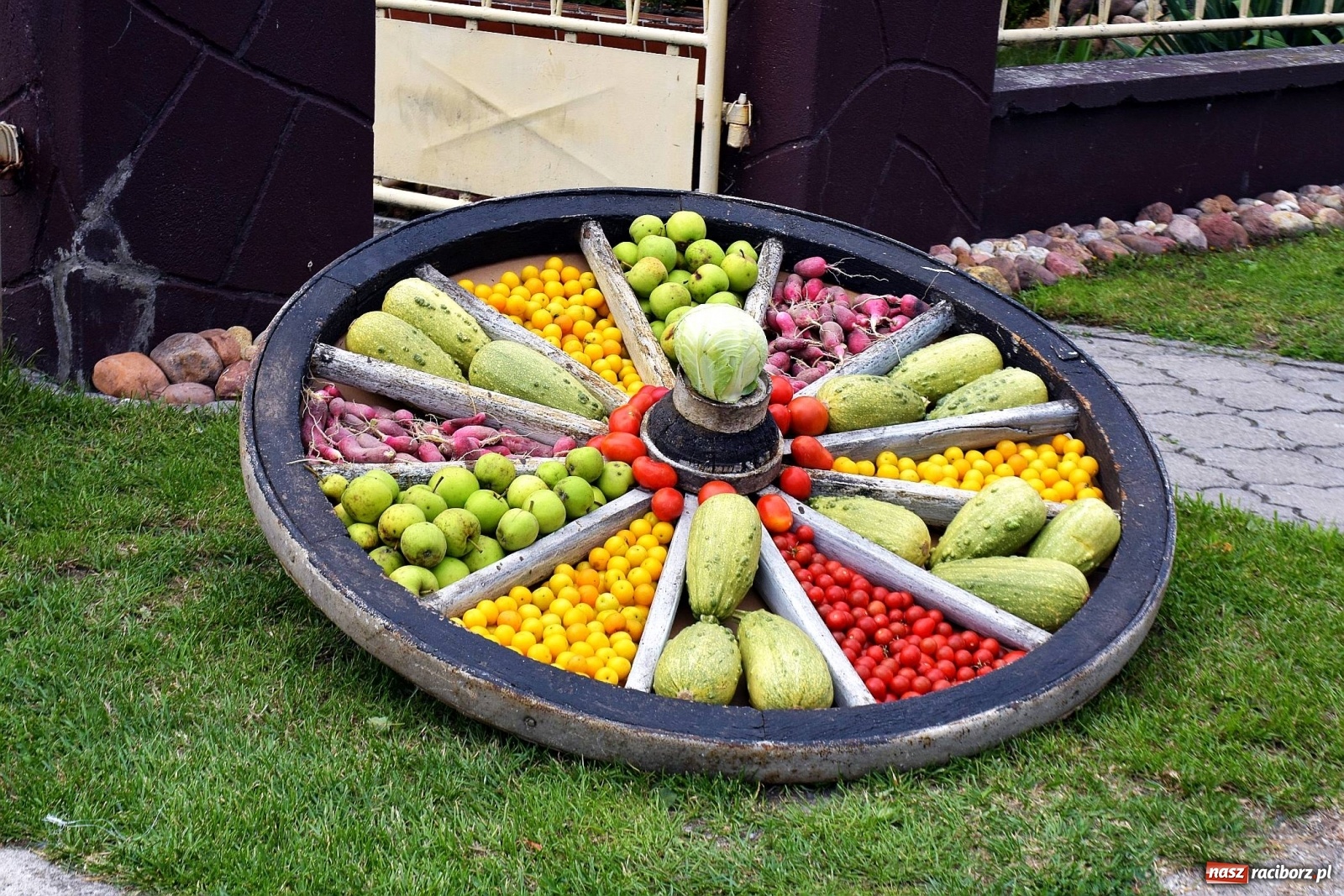 Zdjęcie w galerii na portalu naszraciborz.pl: Dożynki 2019. W Bolesławiu jak na plaży [FOTO i WIDEO]  wiadomości z regionu