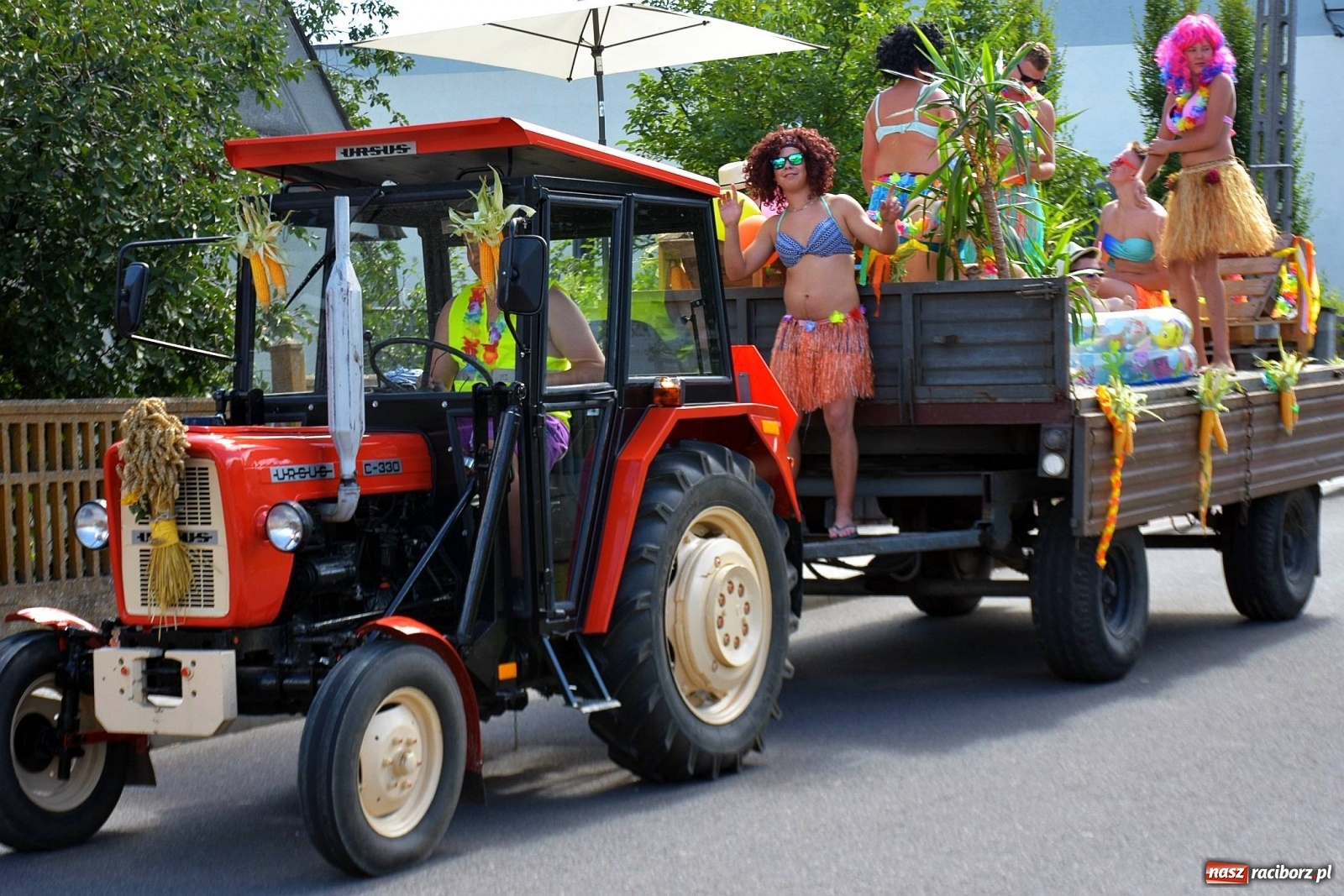 Zdjęcie w galerii na portalu naszraciborz.pl: Dożynki 2019. W Bolesławiu jak na plaży [FOTO i WIDEO]  wiadomości z regionu