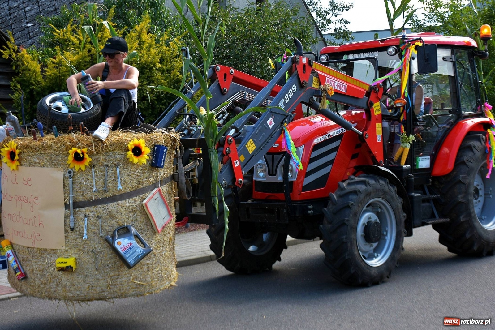 Zdjęcie w galerii na portalu naszraciborz.pl: Dożynki 2019. W Bolesławiu jak na plaży [FOTO i WIDEO]  wiadomości z regionu