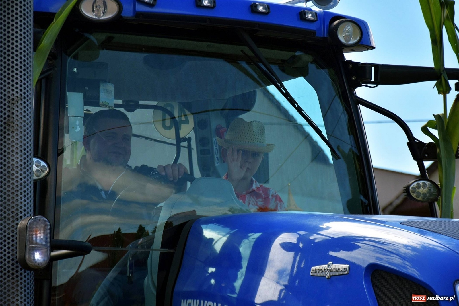 Zdjęcie w galerii na portalu naszraciborz.pl: Dożynki 2019. W Bolesławiu jak na plaży [FOTO i WIDEO]  wiadomości z regionu