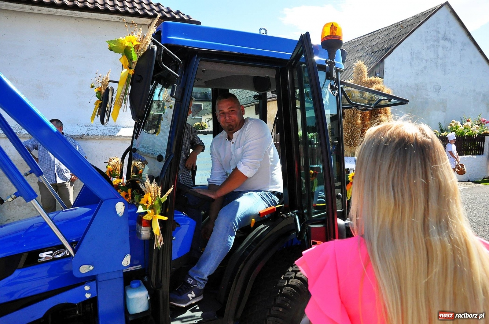 Zdjęcie w galerii na portalu naszraciborz.pl: Dożynki 2019. Chcemy żyć! Roszków wolny od GMO [FOTO i WIDEO] wiadomości z regionu