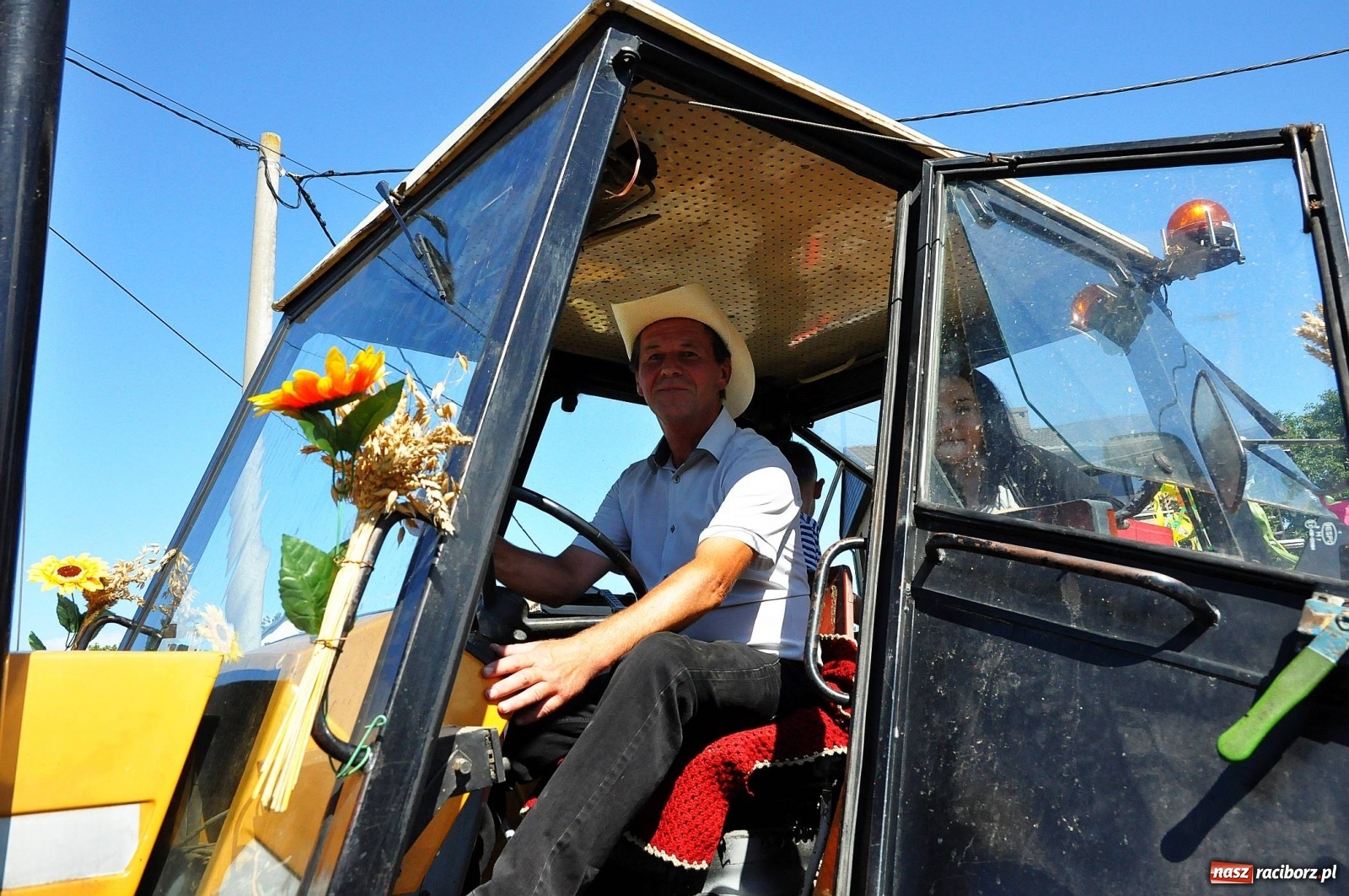 Zdjęcie w galerii na portalu naszraciborz.pl: Dożynki 2019. Chcemy żyć! Roszków wolny od GMO [FOTO i WIDEO] wiadomości z regionu