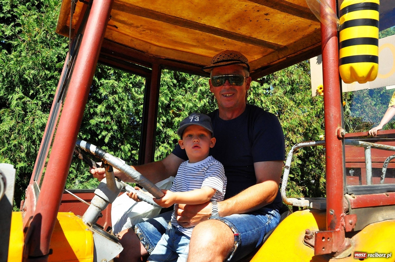 Zdjęcie w galerii na portalu naszraciborz.pl: Dożynki 2019. Chcemy żyć! Roszków wolny od GMO [FOTO i WIDEO] wiadomości z regionu