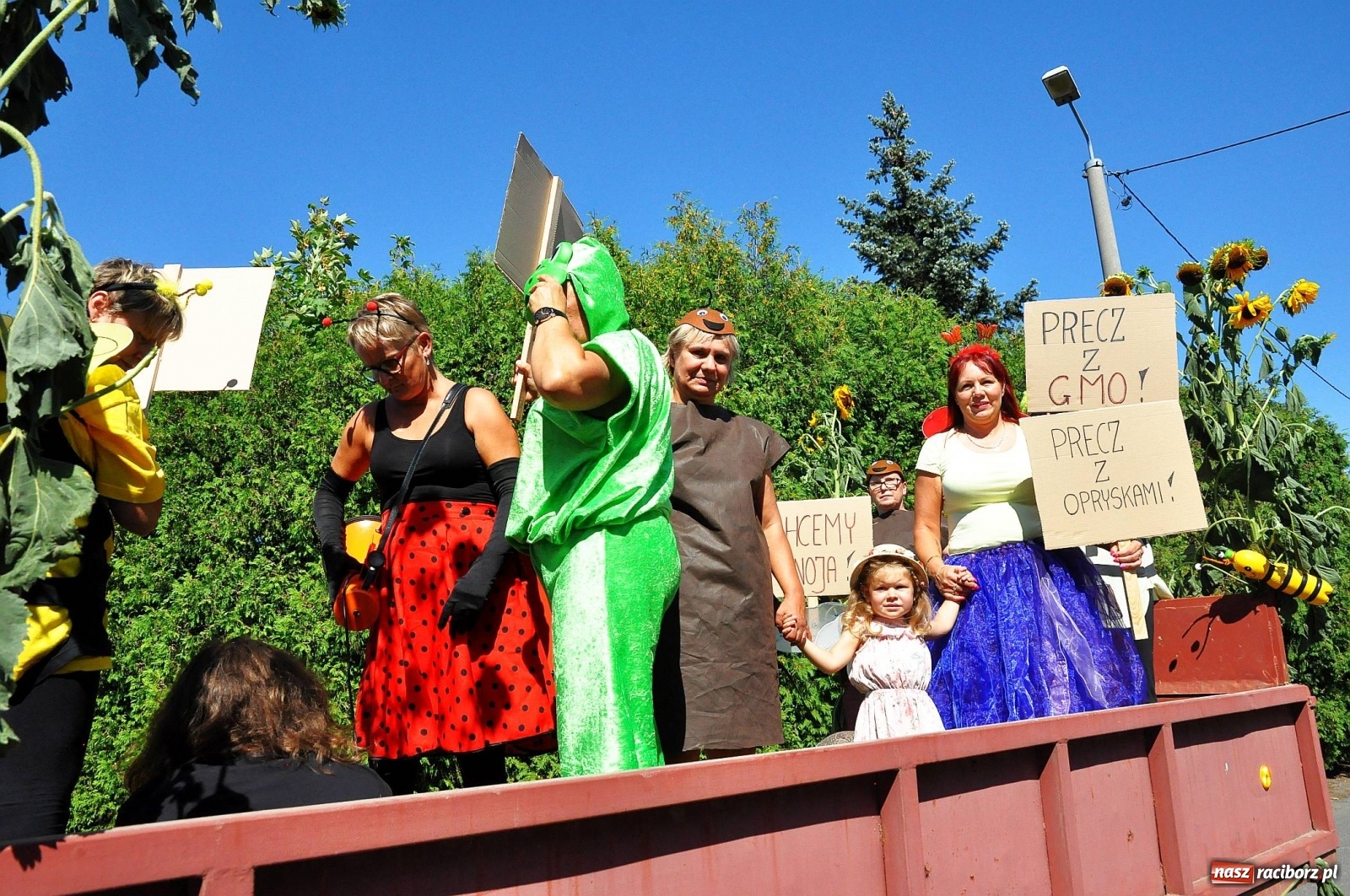 Zdjęcie w galerii na portalu naszraciborz.pl: Dożynki 2019. Chcemy żyć! Roszków wolny od GMO [FOTO i WIDEO] wiadomości z regionu