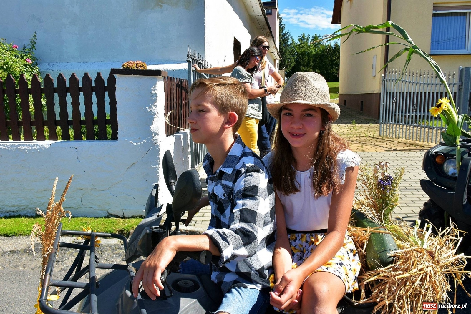 Zdjęcie w galerii na portalu naszraciborz.pl: Dożynki 2019. Chcemy żyć! Roszków wolny od GMO [FOTO i WIDEO] wiadomości z regionu