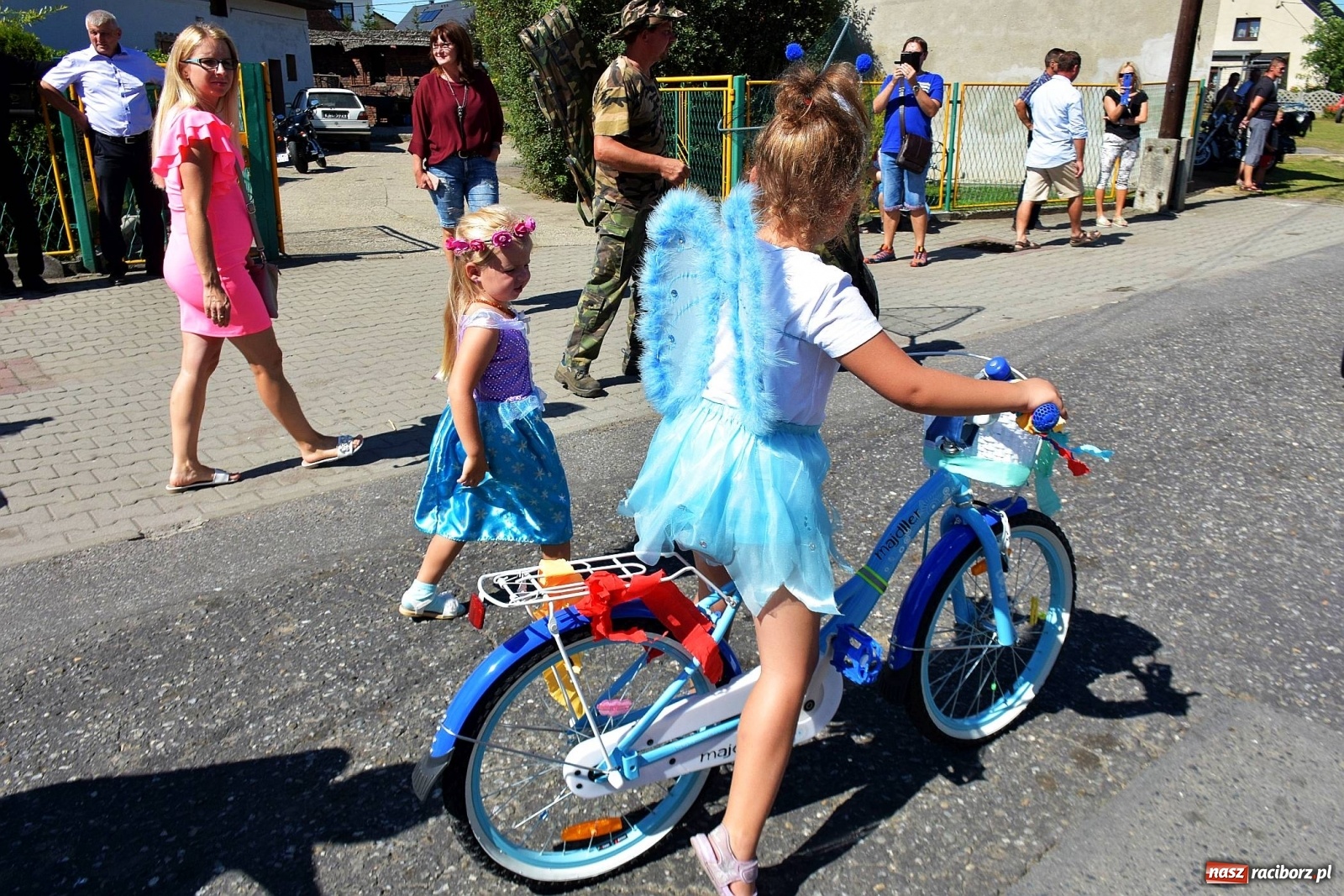 Zdjęcie w galerii na portalu naszraciborz.pl: Dożynki 2019. Chcemy żyć! Roszków wolny od GMO [FOTO i WIDEO] wiadomości z regionu