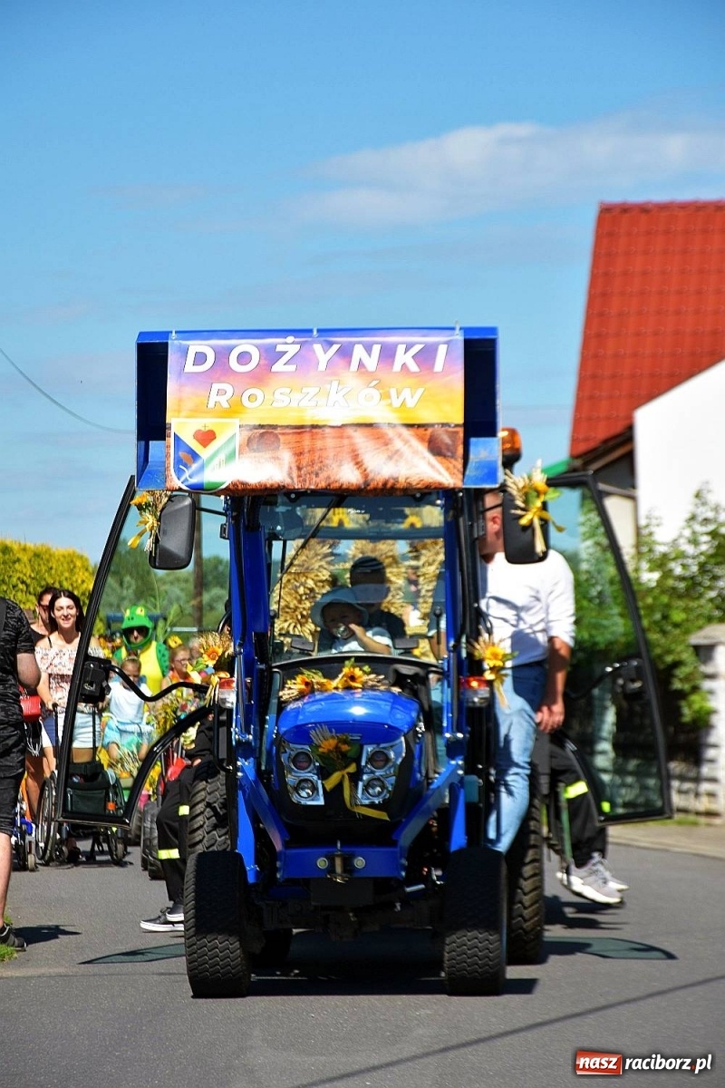 Zdjęcie w galerii na portalu naszraciborz.pl: Dożynki 2019. Chcemy żyć! Roszków wolny od GMO [FOTO i WIDEO] wiadomości z regionu