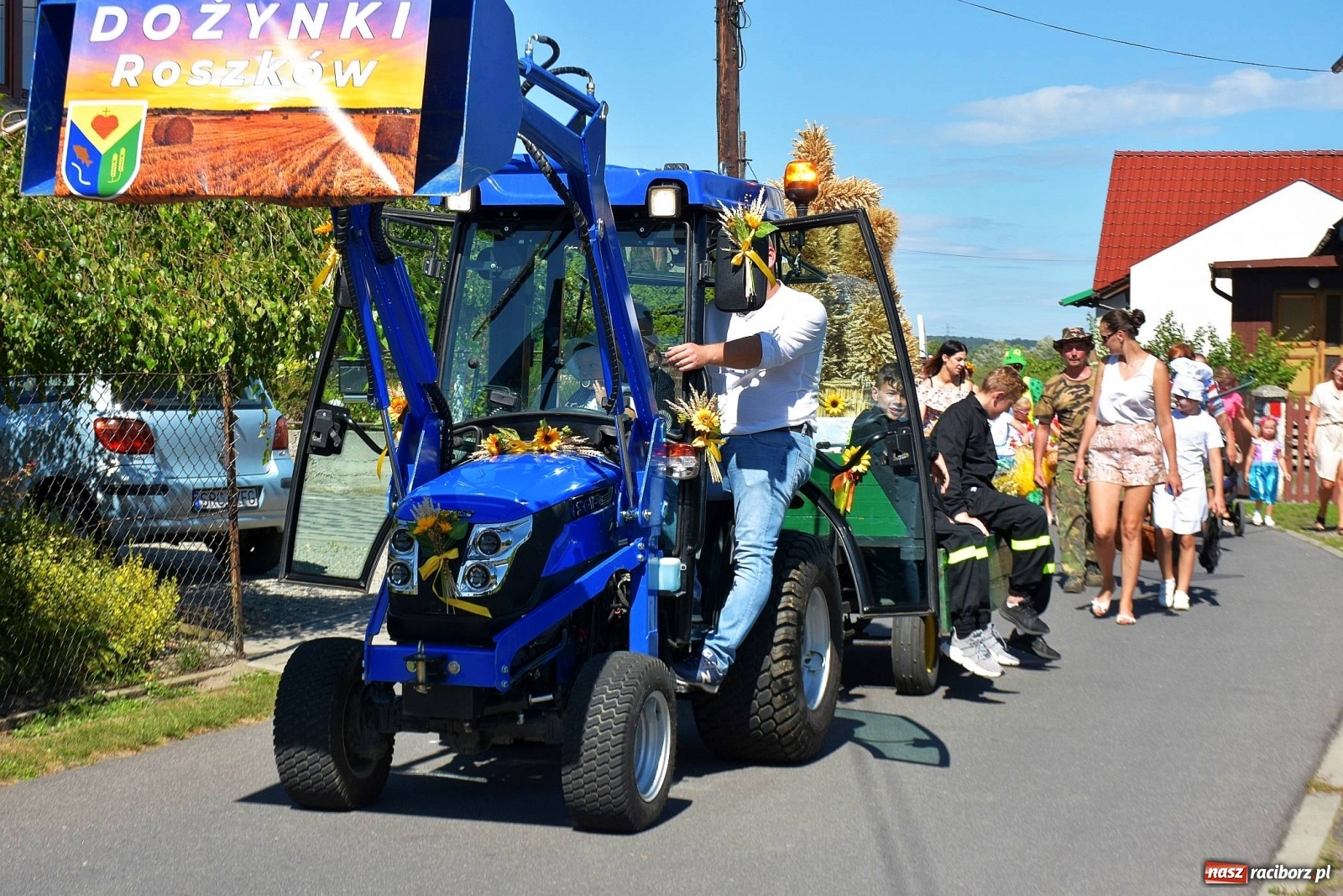 Zdjęcie w galerii na portalu naszraciborz.pl: Dożynki 2019. Chcemy żyć! Roszków wolny od GMO [FOTO i WIDEO] wiadomości z regionu