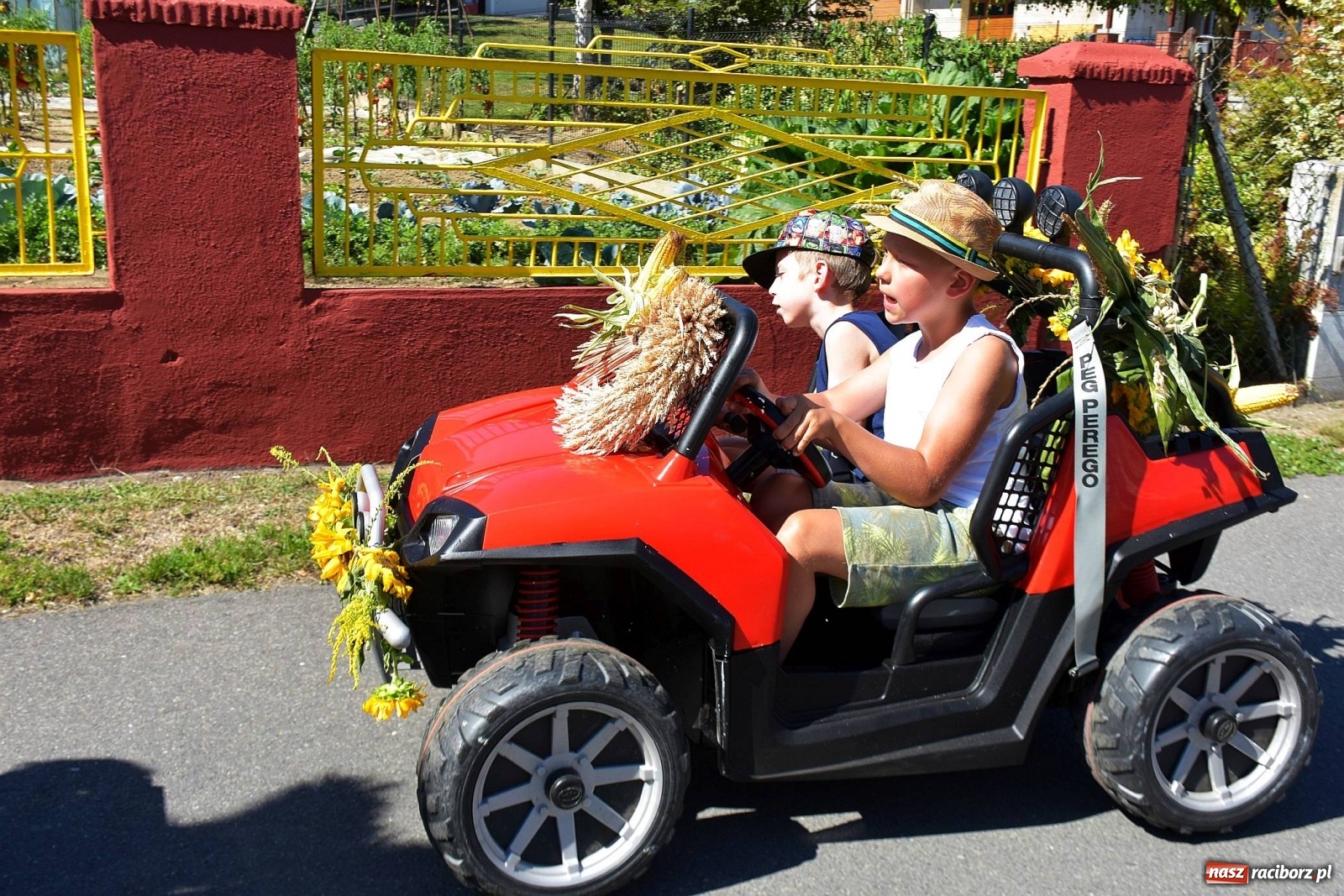 Zdjęcie w galerii na portalu naszraciborz.pl: Dożynki 2019. Chcemy żyć! Roszków wolny od GMO [FOTO i WIDEO] wiadomości z regionu