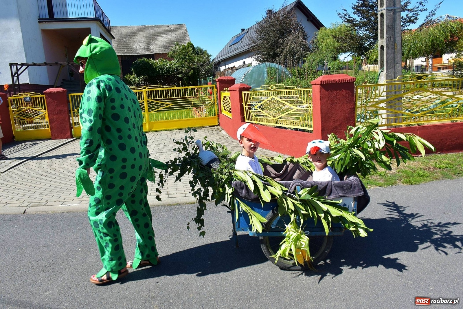 Zdjęcie w galerii na portalu naszraciborz.pl: Dożynki 2019. Chcemy żyć! Roszków wolny od GMO [FOTO i WIDEO] wiadomości z regionu