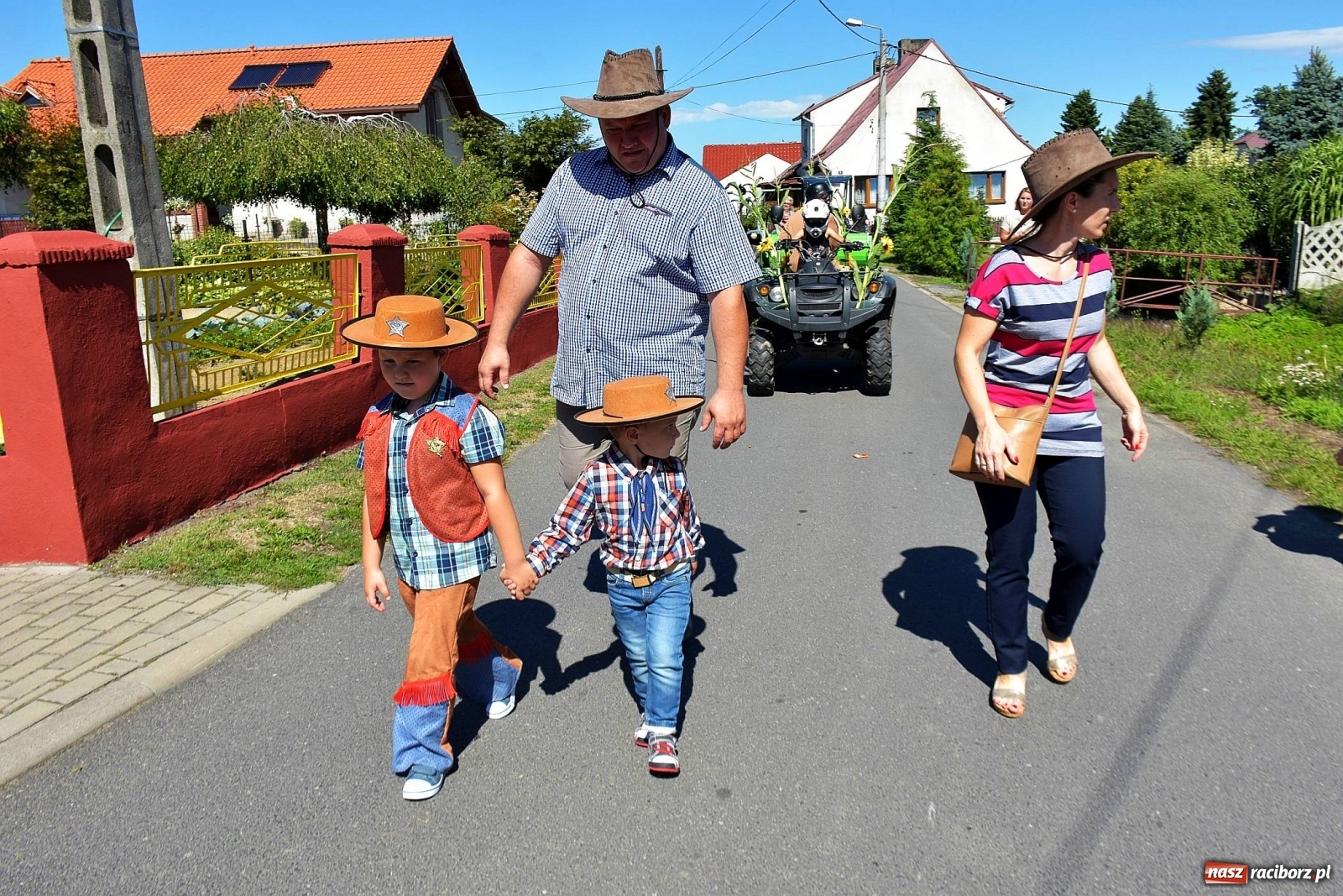 Zdjęcie w galerii na portalu naszraciborz.pl: Dożynki 2019. Chcemy żyć! Roszków wolny od GMO [FOTO i WIDEO] wiadomości z regionu