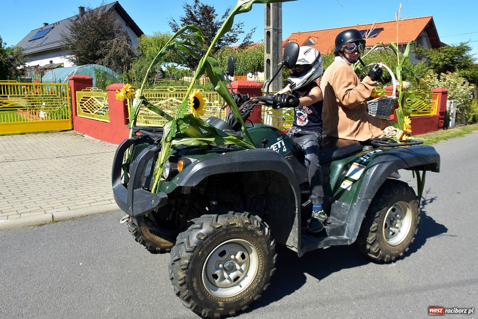 Zdjęcie w galerii na portalu naszraciborz.pl: Dożynki 2019. Chcemy żyć! Roszków wolny od GMO [FOTO i WIDEO] wiadomości z regionu