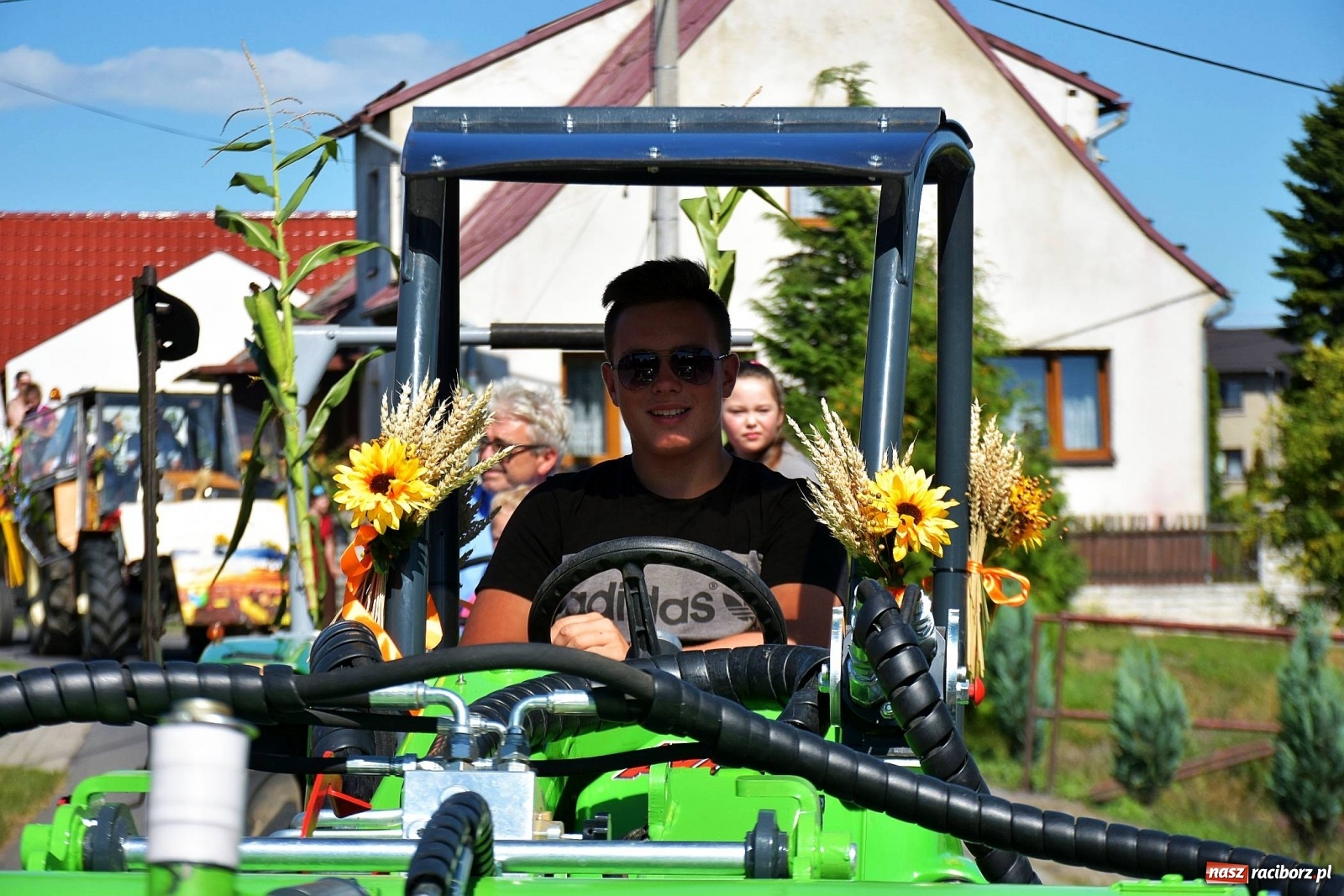 Zdjęcie w galerii na portalu naszraciborz.pl: Dożynki 2019. Chcemy żyć! Roszków wolny od GMO [FOTO i WIDEO] wiadomości z regionu