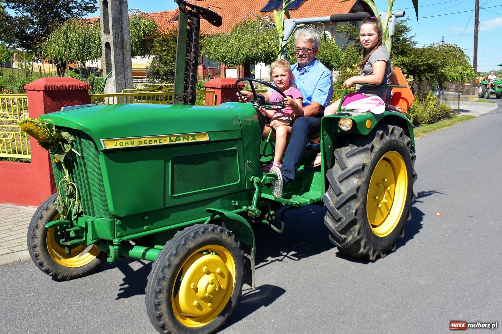Zdjęcie w galerii na portalu naszraciborz.pl: Dożynki 2019. Chcemy żyć! Roszków wolny od GMO [FOTO i WIDEO] wiadomości z regionu