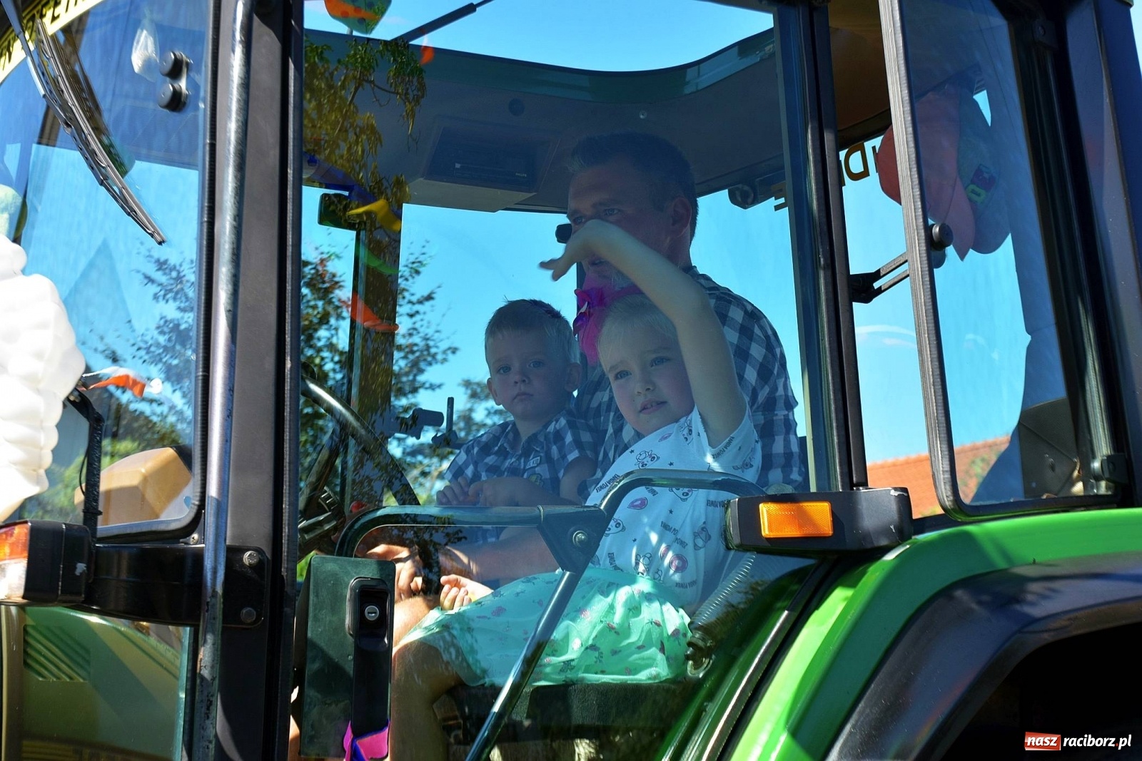 Zdjęcie w galerii na portalu naszraciborz.pl: Dożynki 2019. Chcemy żyć! Roszków wolny od GMO [FOTO i WIDEO] wiadomości z regionu