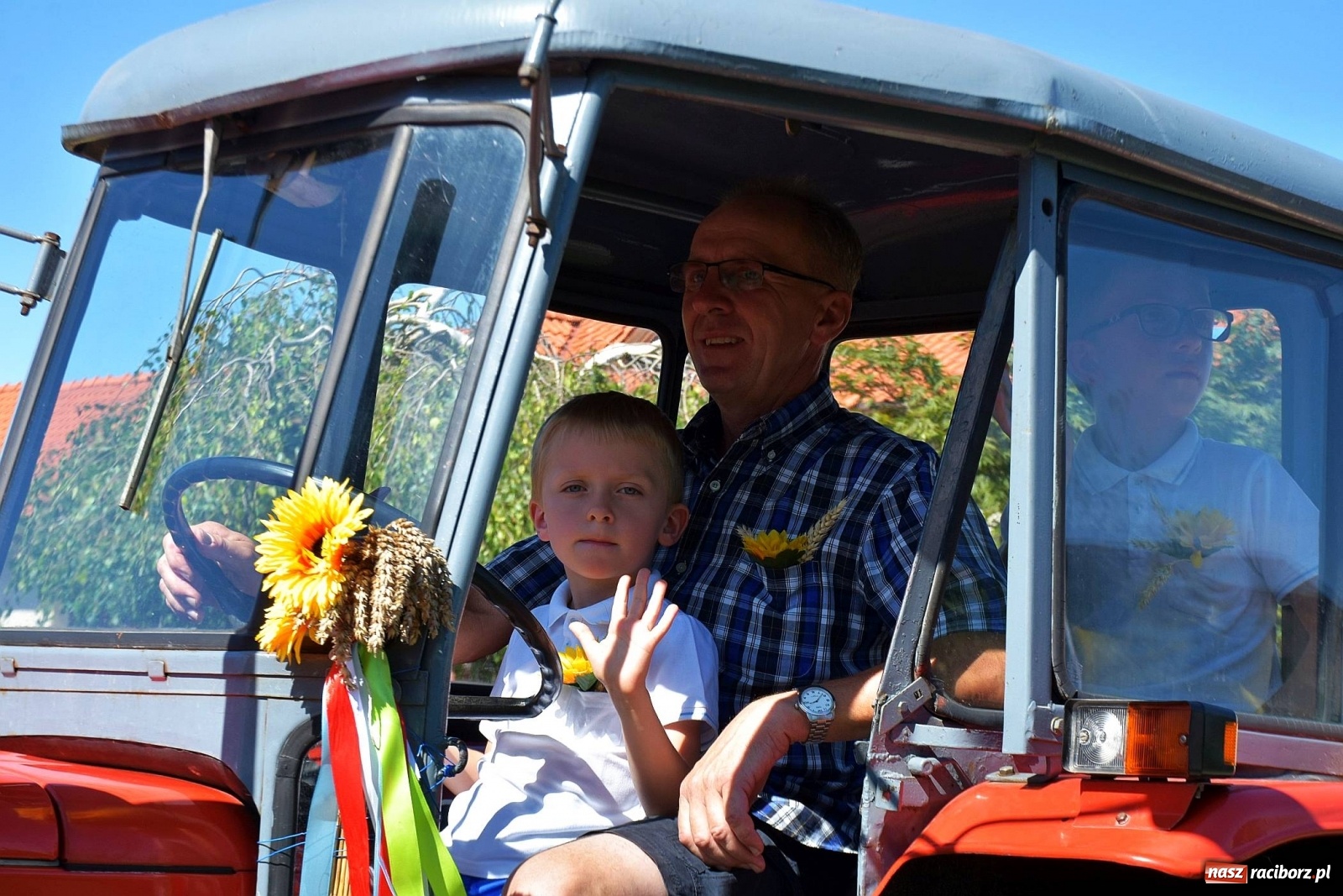 Zdjęcie w galerii na portalu naszraciborz.pl: Dożynki 2019. Chcemy żyć! Roszków wolny od GMO [FOTO i WIDEO] wiadomości z regionu
