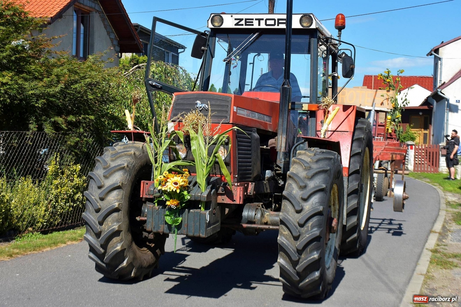 Zdjęcie w galerii na portalu naszraciborz.pl: Dożynki 2019. Chcemy żyć! Roszków wolny od GMO [FOTO i WIDEO] wiadomości z regionu
