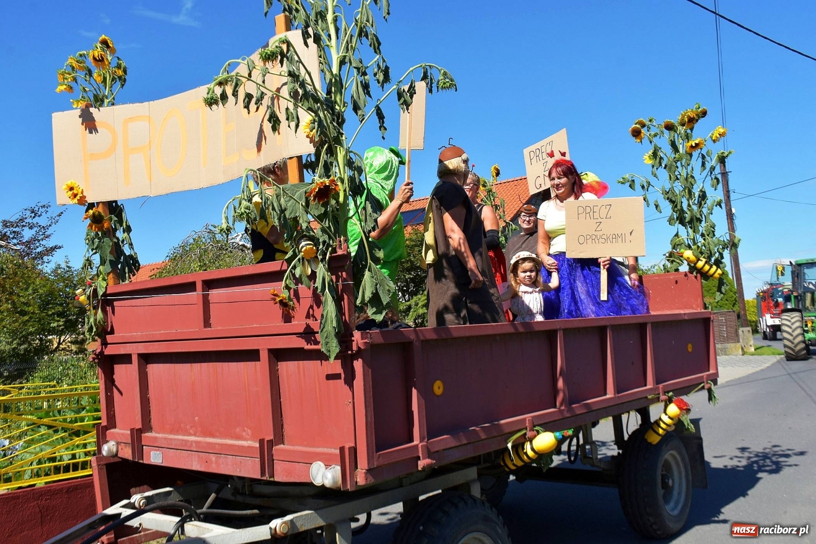 Zdjęcie w galerii na portalu naszraciborz.pl: Dożynki 2019. Chcemy żyć! Roszków wolny od GMO [FOTO i WIDEO] wiadomości z regionu