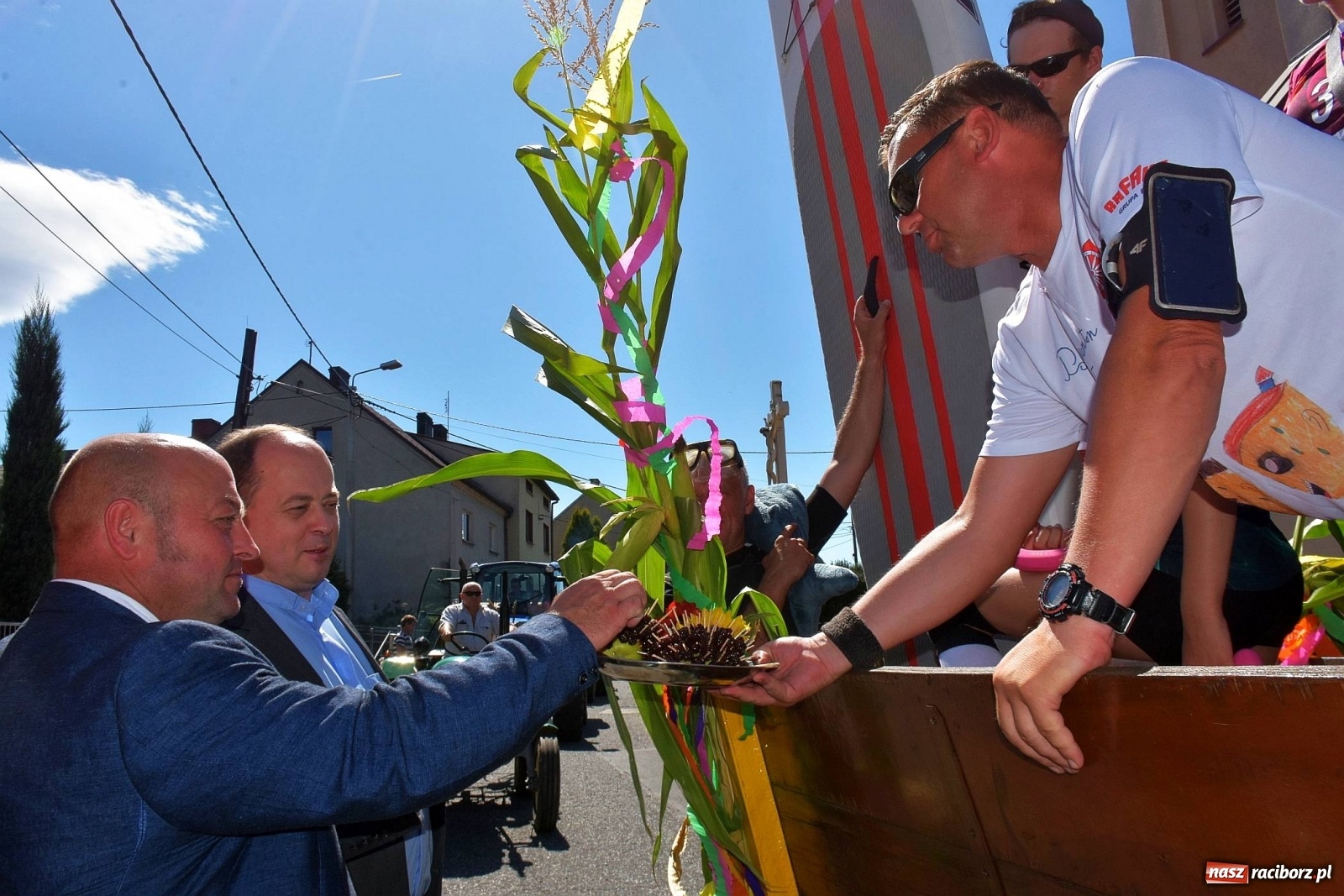 Zdjęcie w galerii na portalu naszraciborz.pl: Dożynki 2019. Chcemy żyć! Roszków wolny od GMO [FOTO i WIDEO] wiadomości z regionu