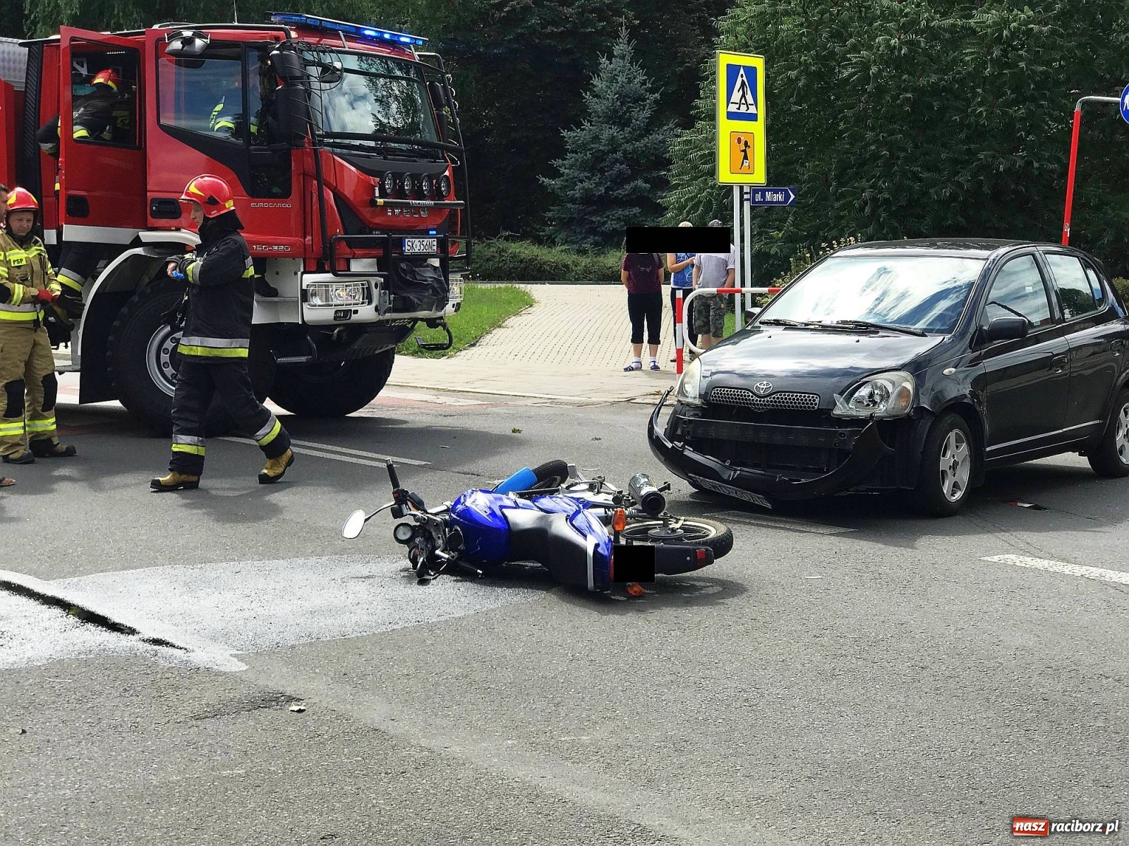 Zdjęcie w galerii na portalu naszraciborz.pl: Potrącenie motocyklisty na Wojska Polskiego [FOTO]  wiadomości z regionu