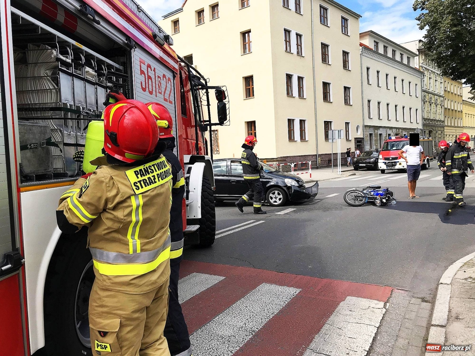 Zdjęcie w galerii na portalu naszraciborz.pl: Potrącenie motocyklisty na Wojska Polskiego [FOTO]  wiadomości z regionu